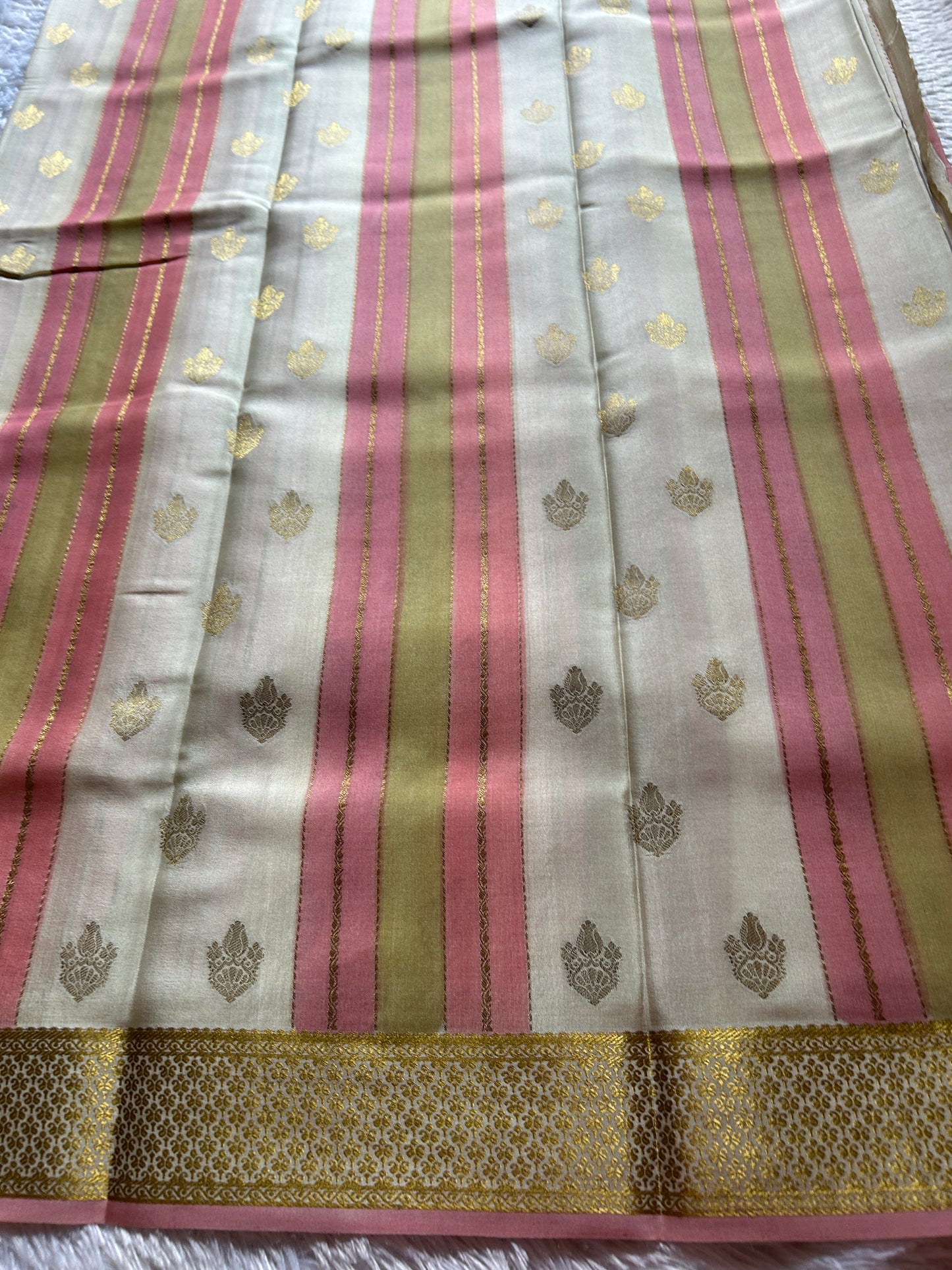 Nisha : Ombré Blush pink