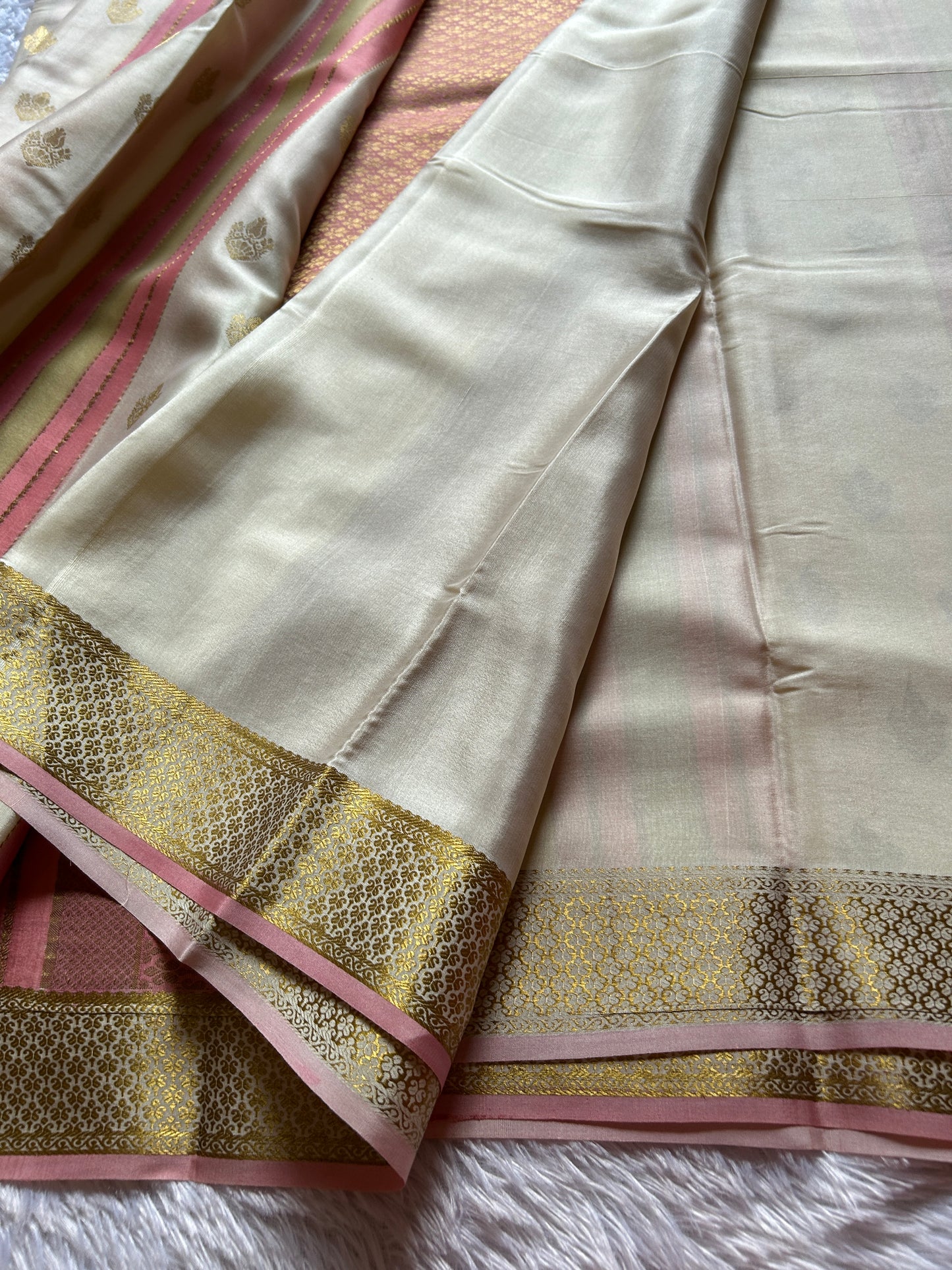 Nisha : Ombré Blush pink