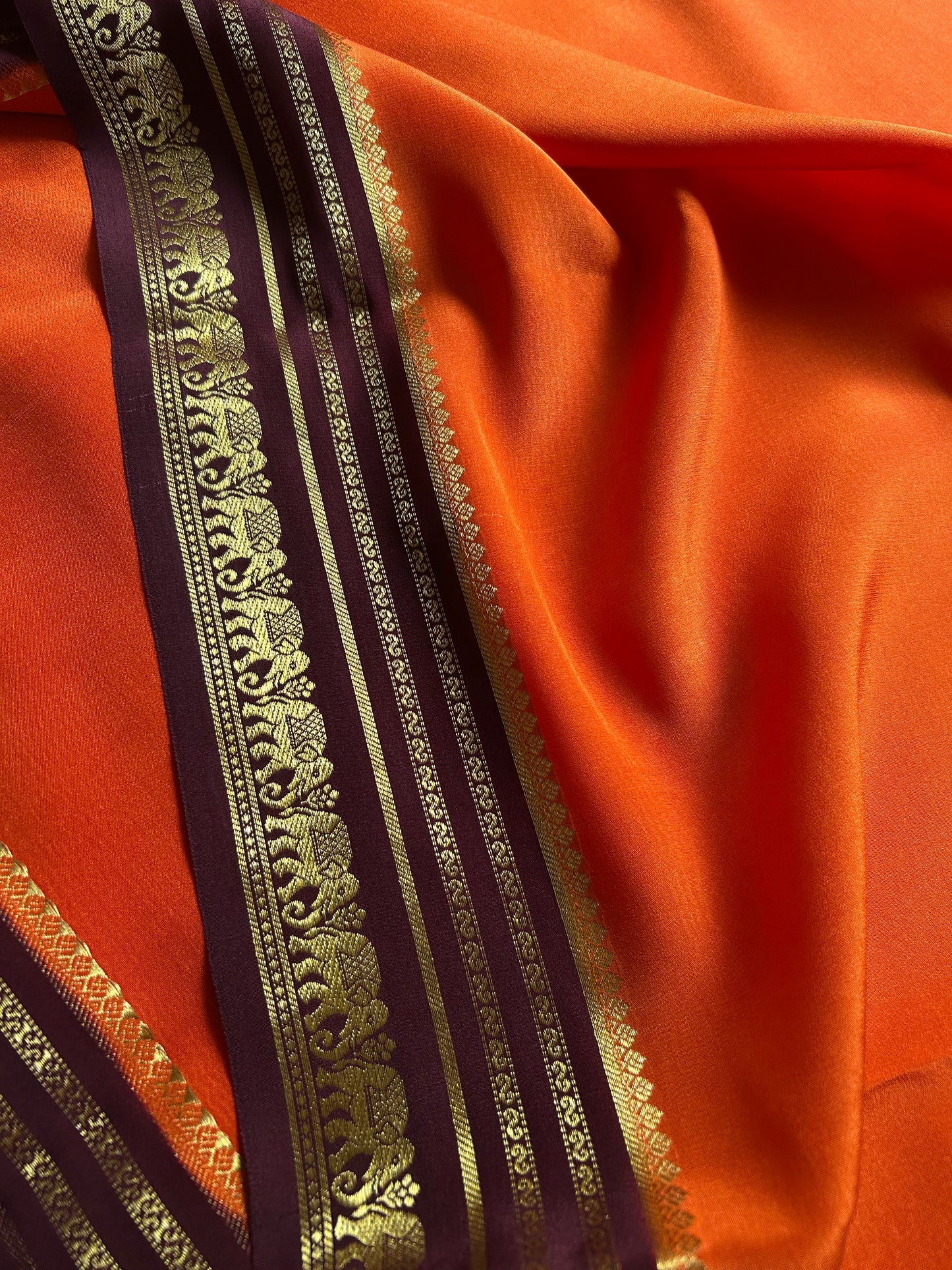 Eshwari (2D) : Orange-chocolate brown