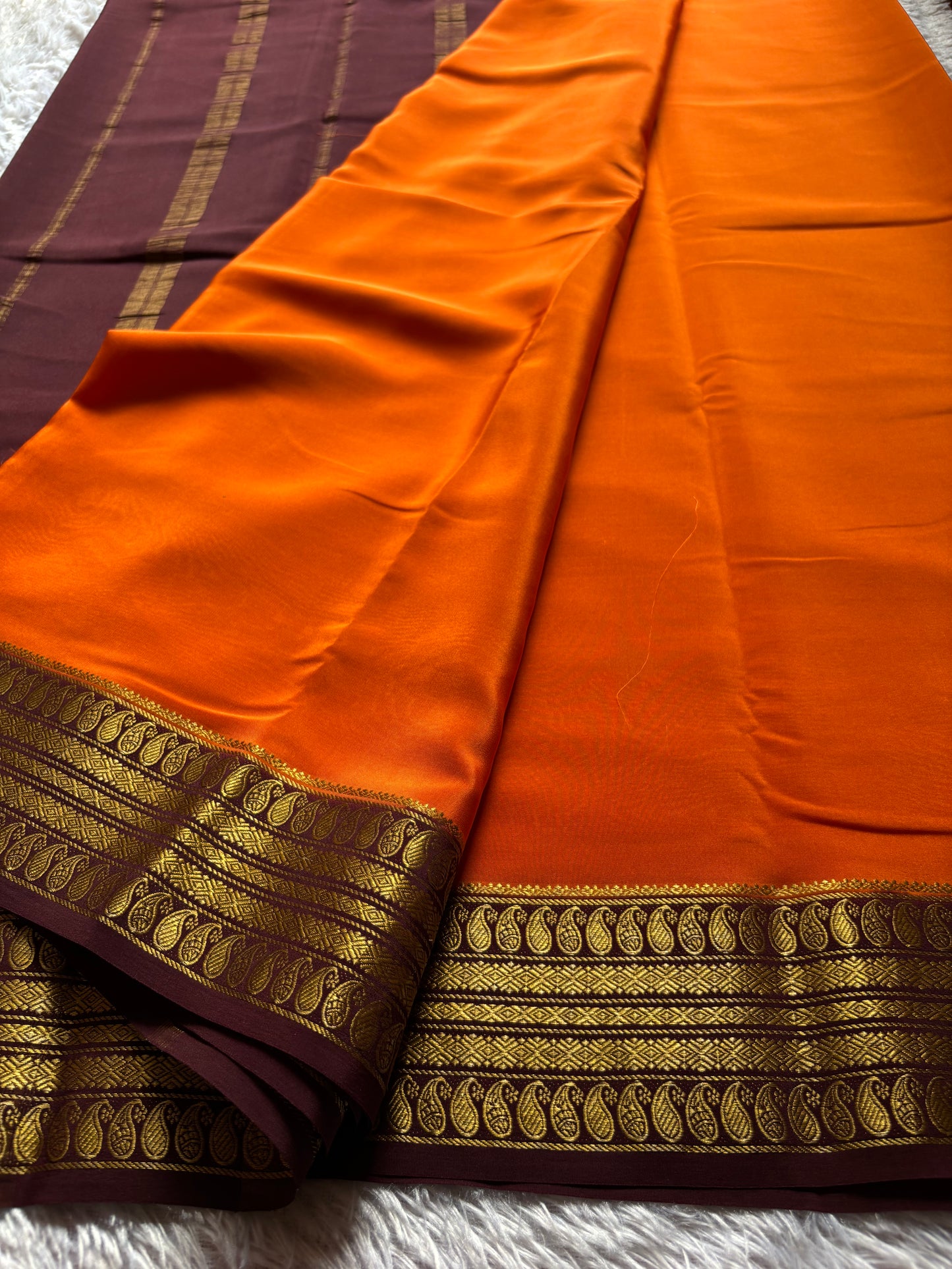 Maithili (2D) : Orange-chocolate brown