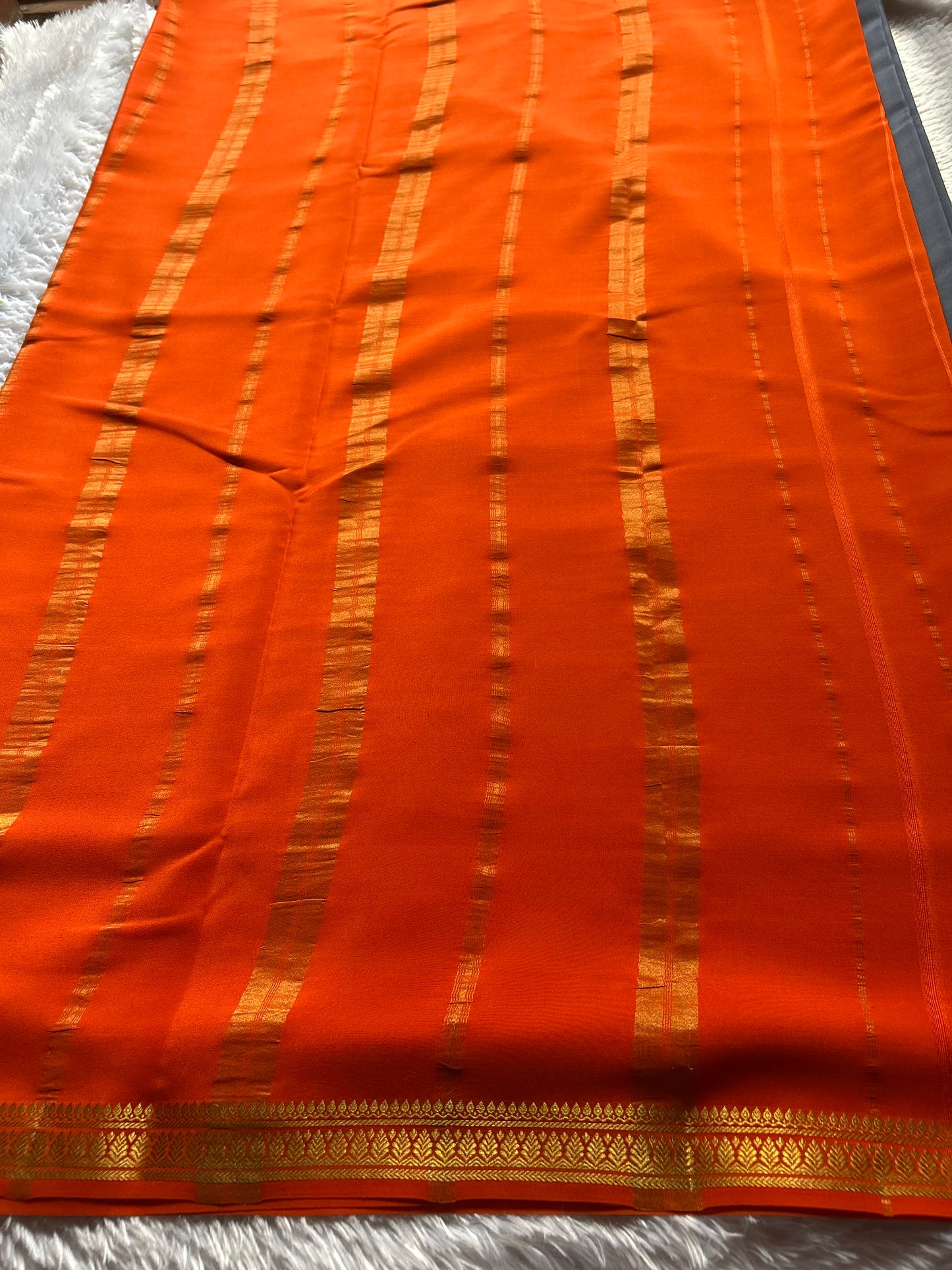 Jyothi (2D) : Grey-orange