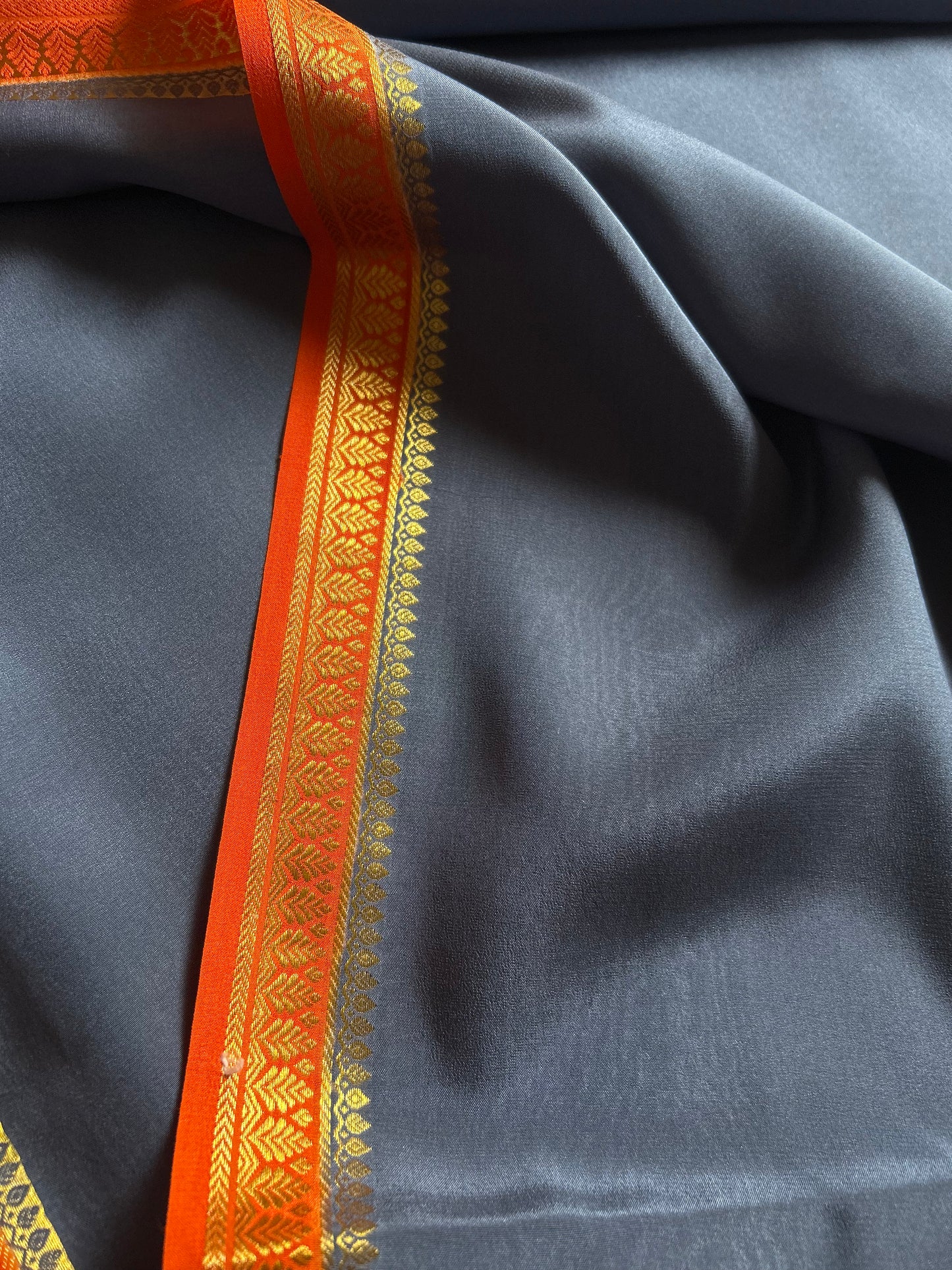 Jyothi (2D) : Grey-orange