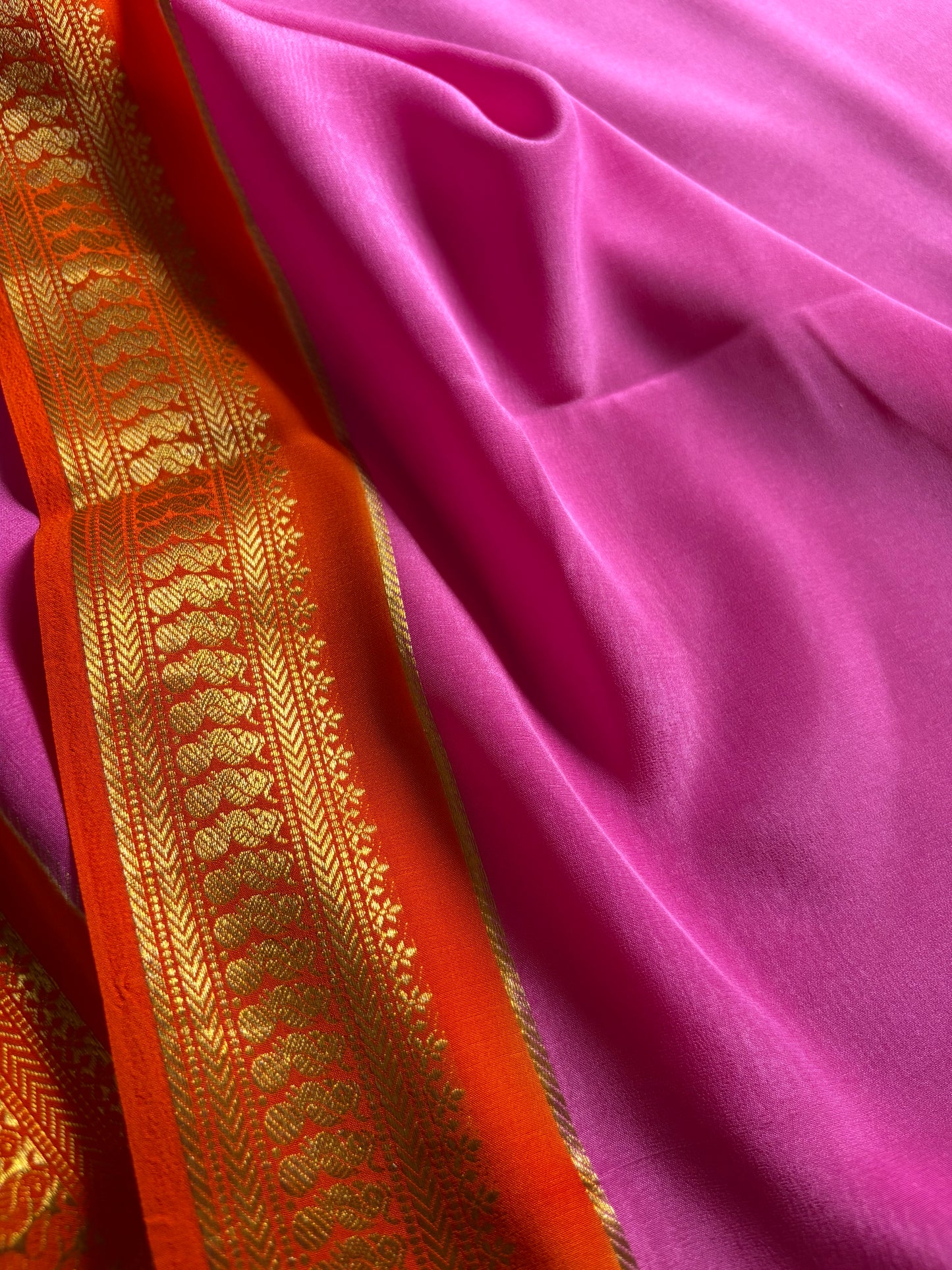 Mayuri (2D) : Rose pink-orange