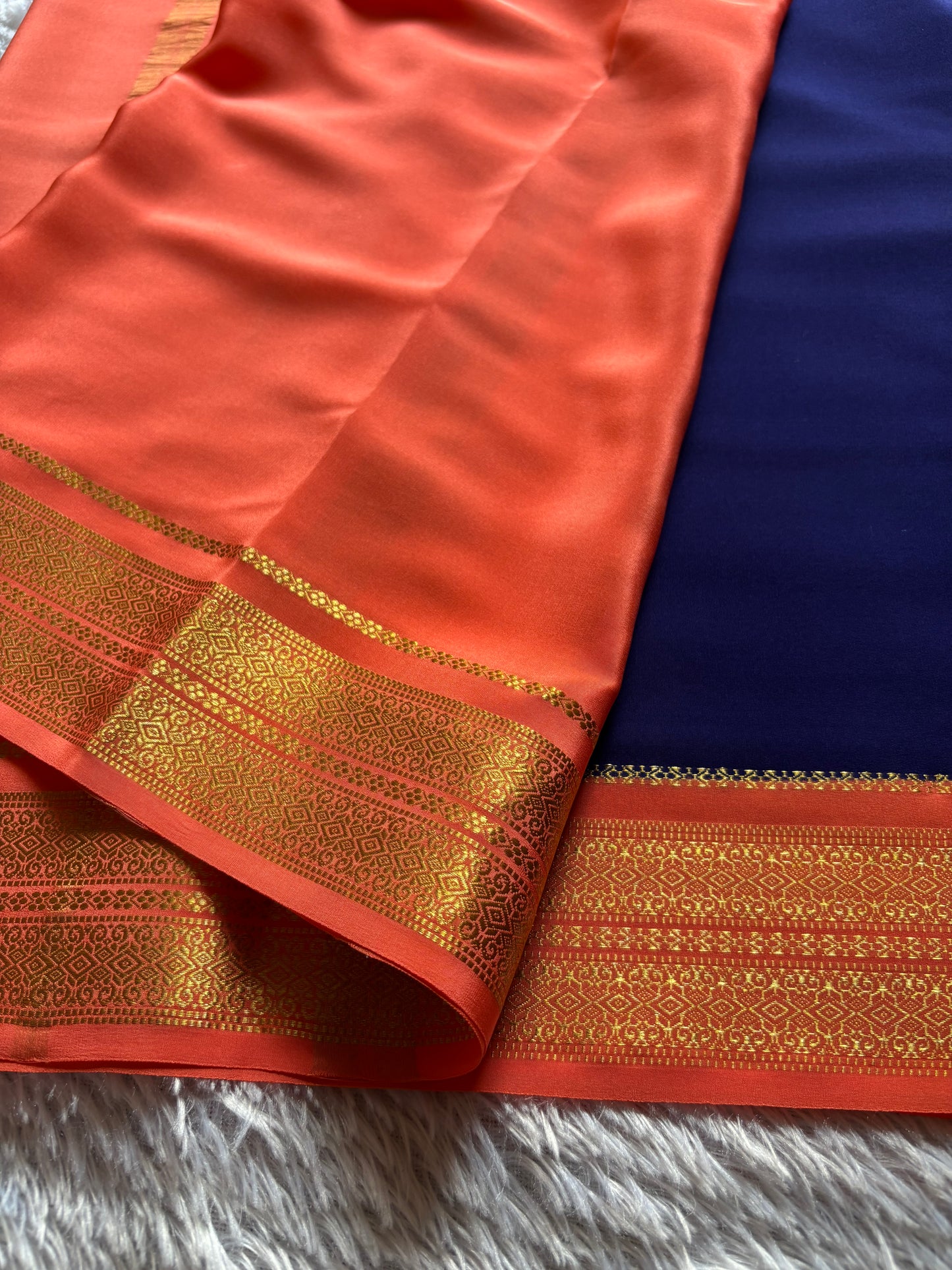 Raagini (2D) : Dark blue-coral