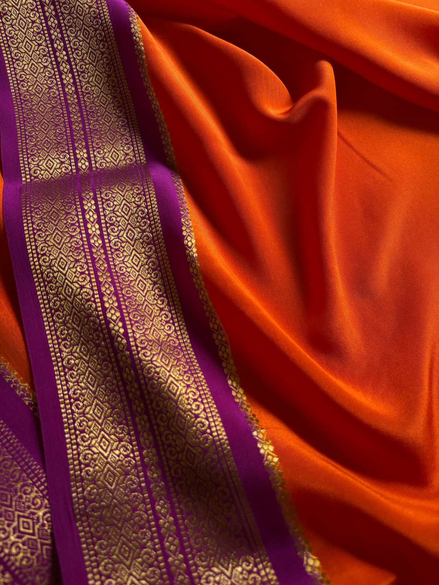 Raagini (2D) : Orange-magenta