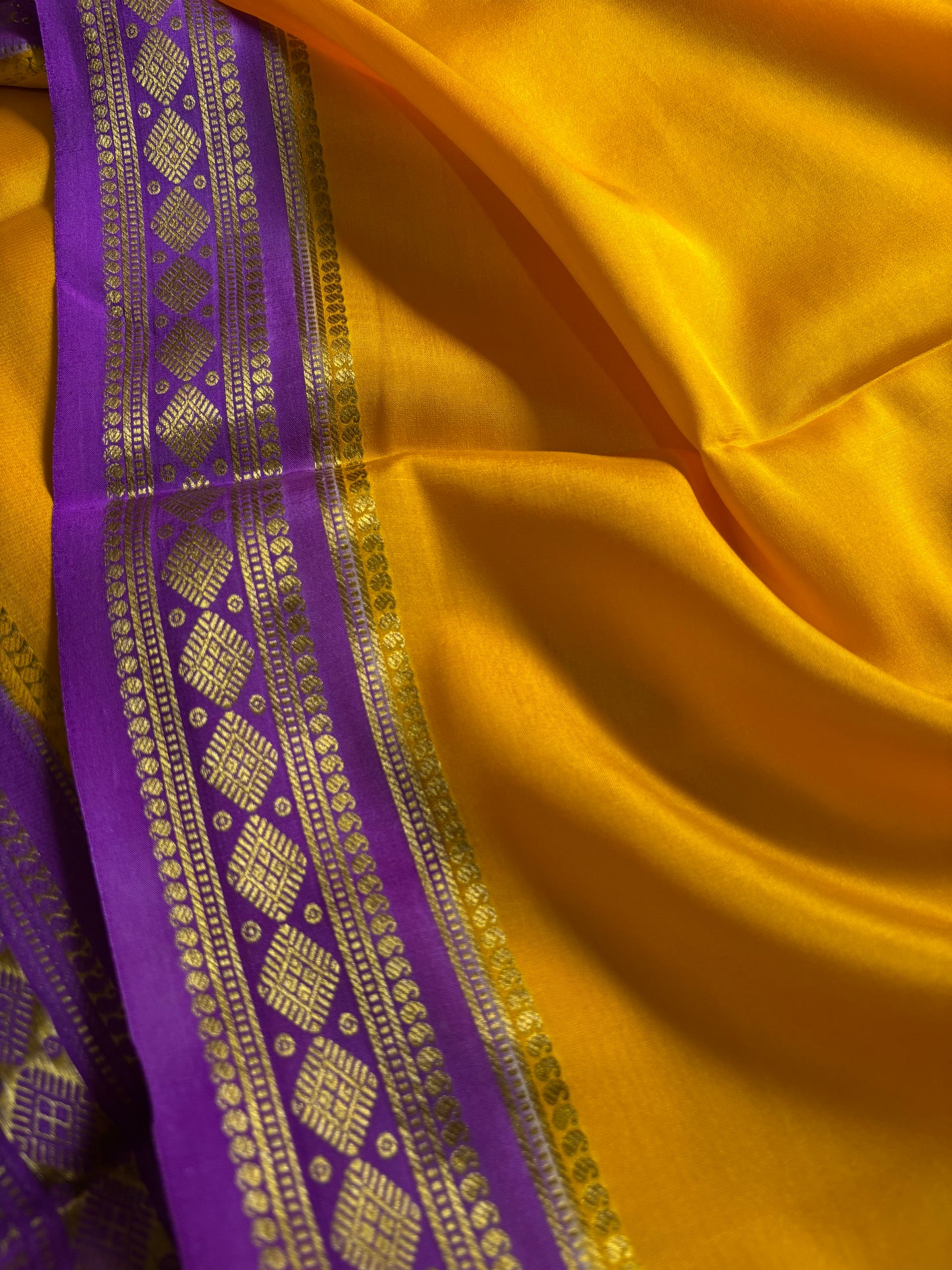 Saanvi (2D) : Golden yellow-royal purple