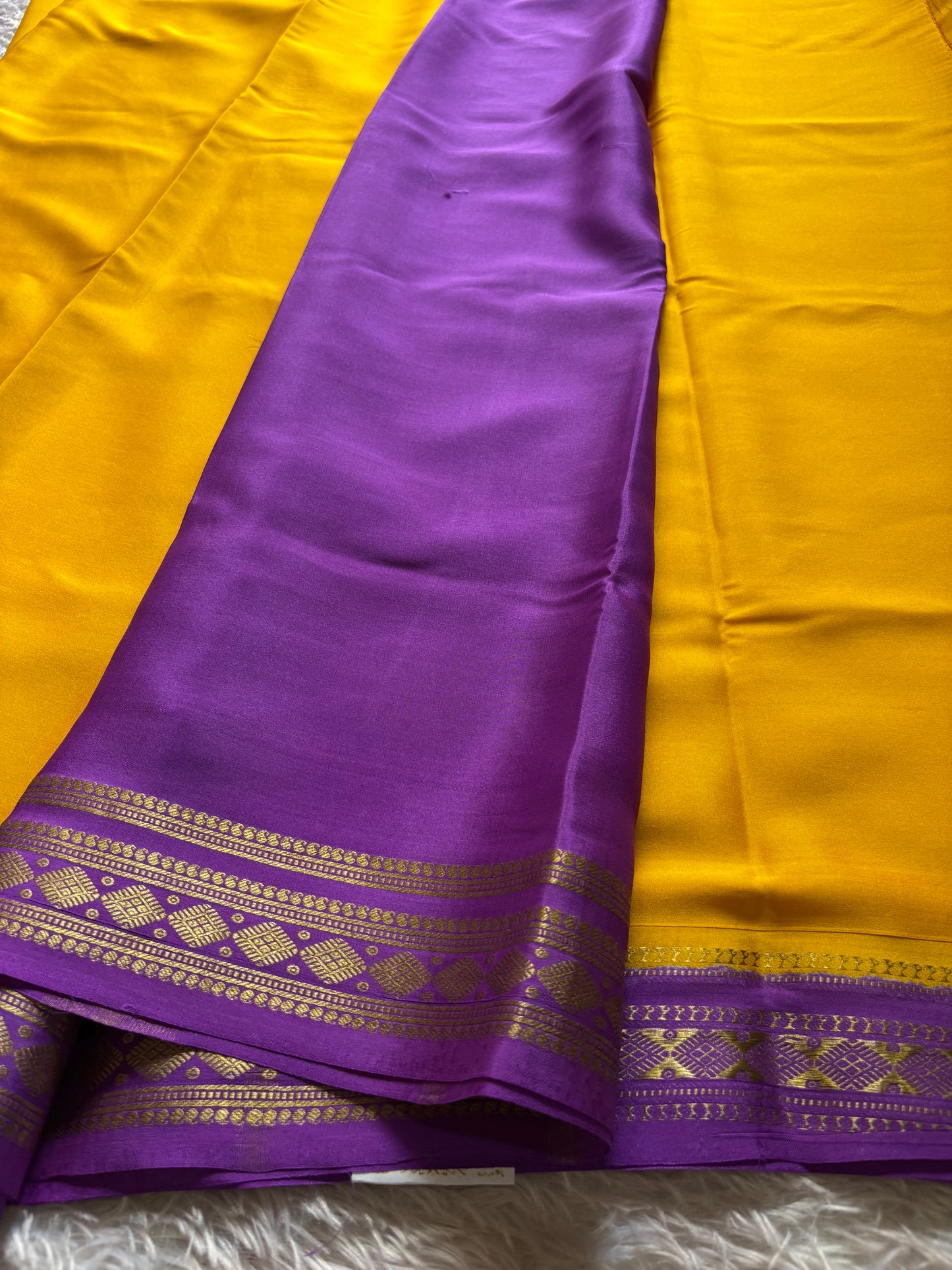 Saanvi (2D) : Golden yellow-royal purple
