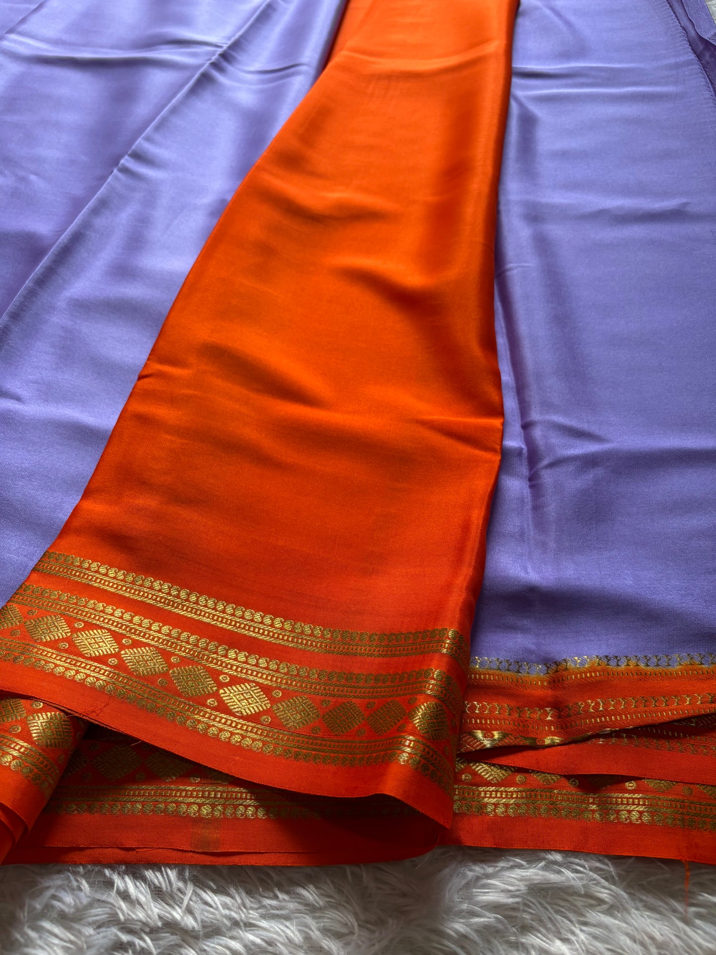 Saanvi (2D) : Lavender-orange
