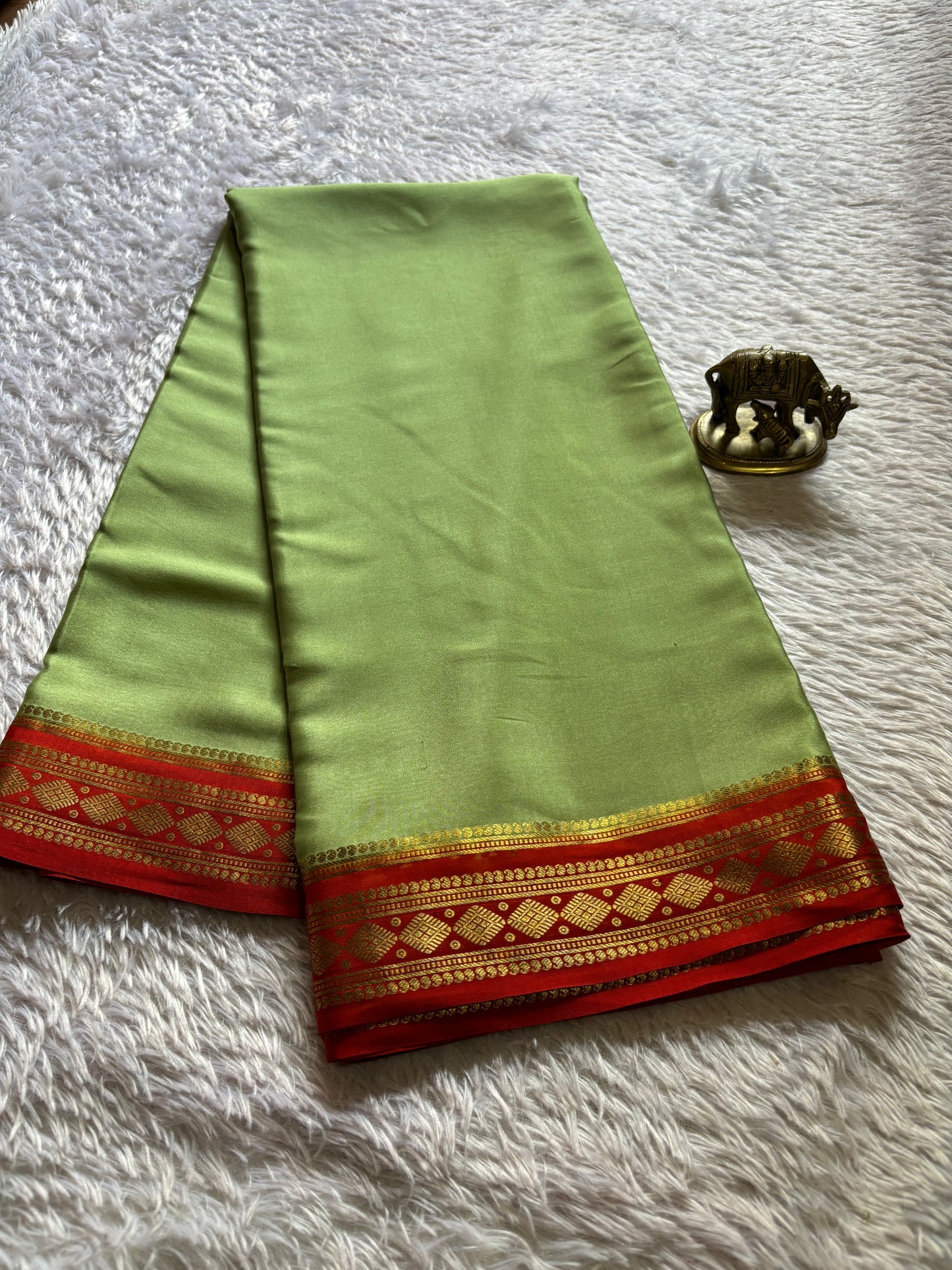 Saanvi (2D) : Pista green-red
