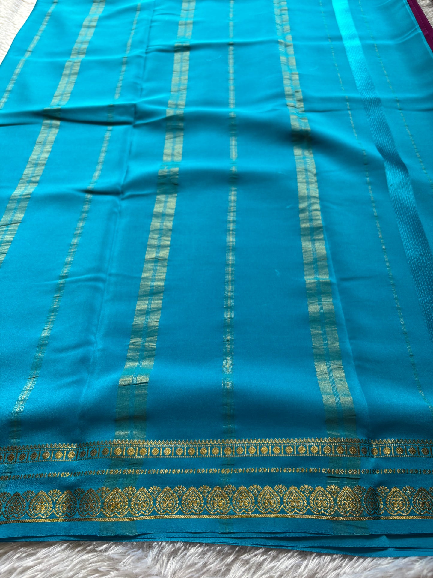 Rohini (2D) : Dark magenta-ananda blue