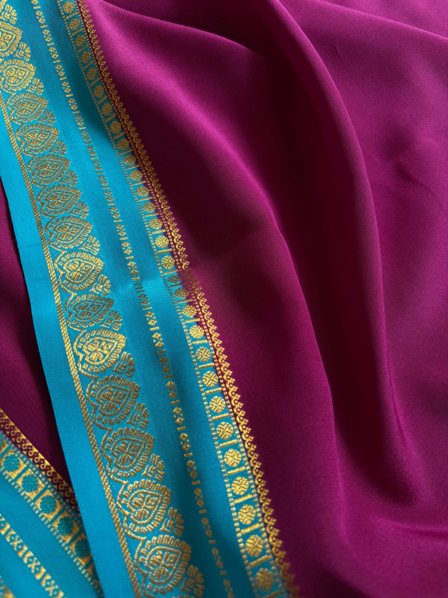 Rohini (2D) : Dark magenta-ananda blue