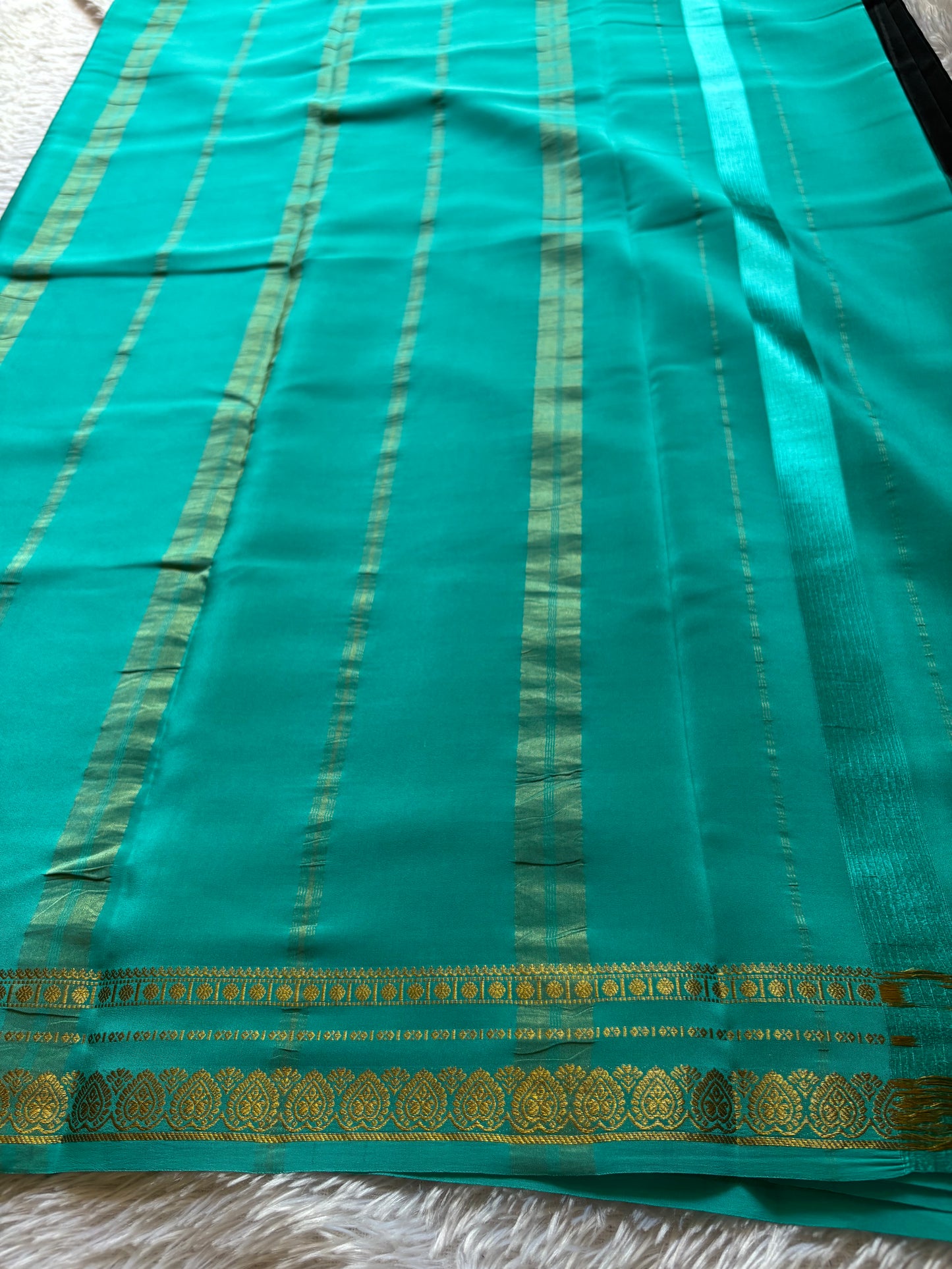 Rohini (2D) : Black-sea blue