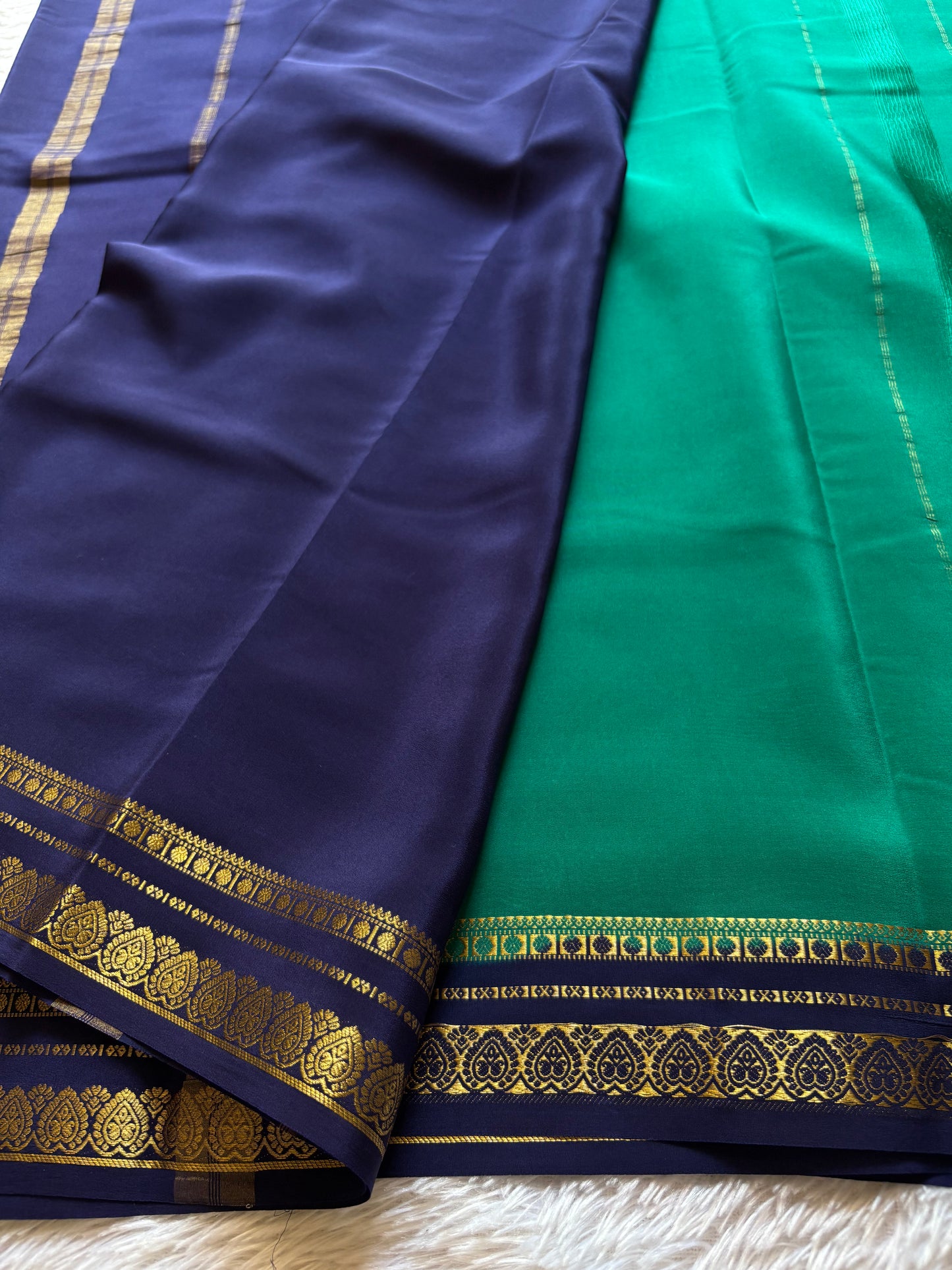 Rohini (2D) : Rama green-navy blue
