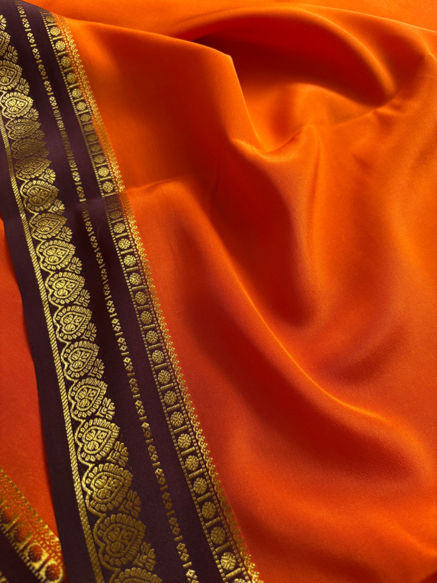 Rohini (2D) : Orange-chocolate brown