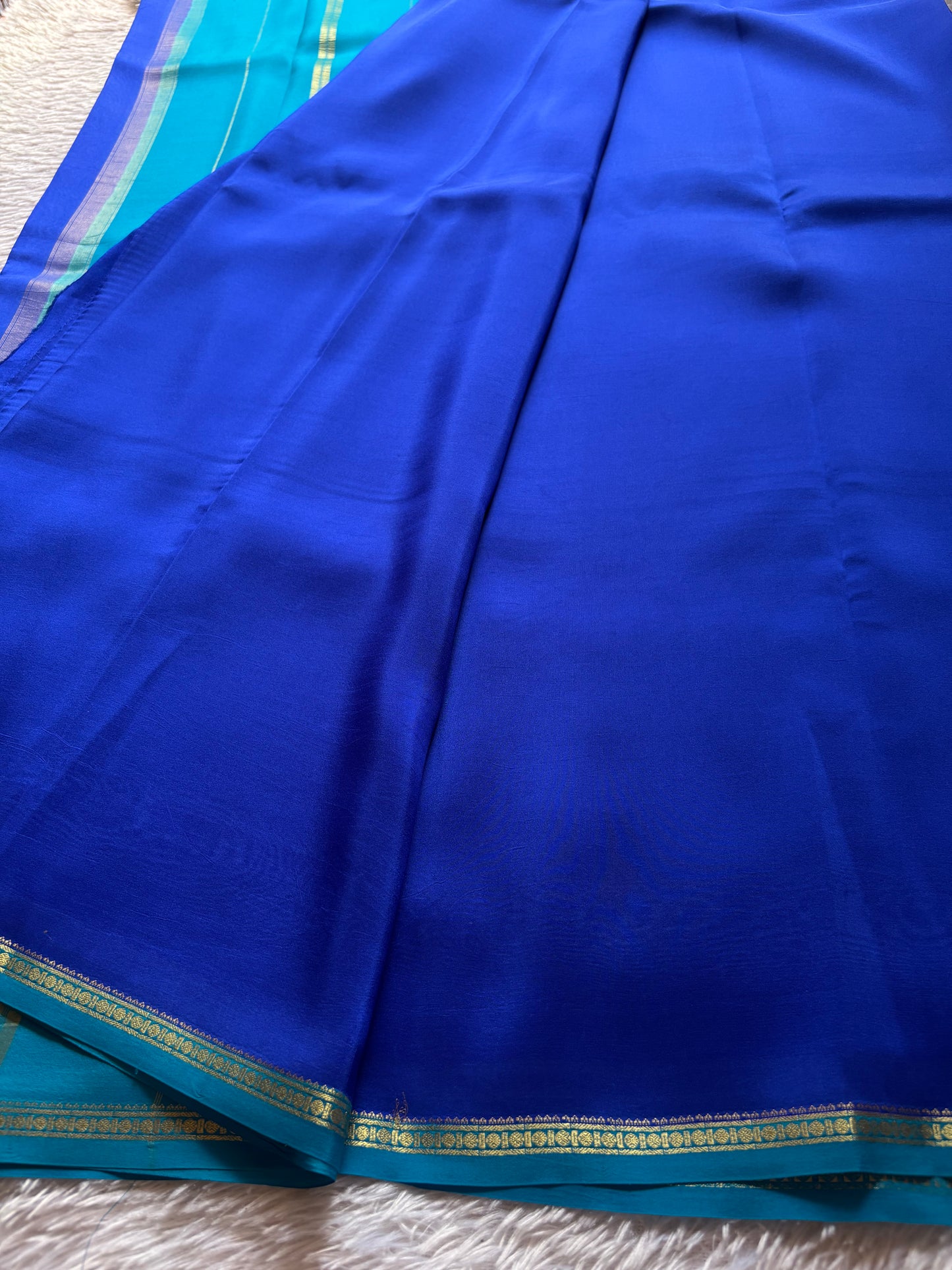Sumukhi (2D) : Royal blue-ananda blue