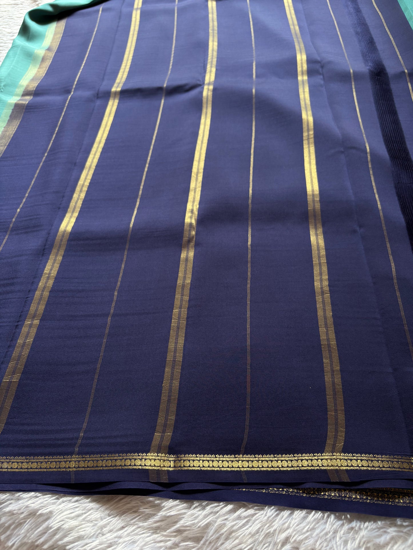 sumukhi (2D) : Powder blue-navy blue