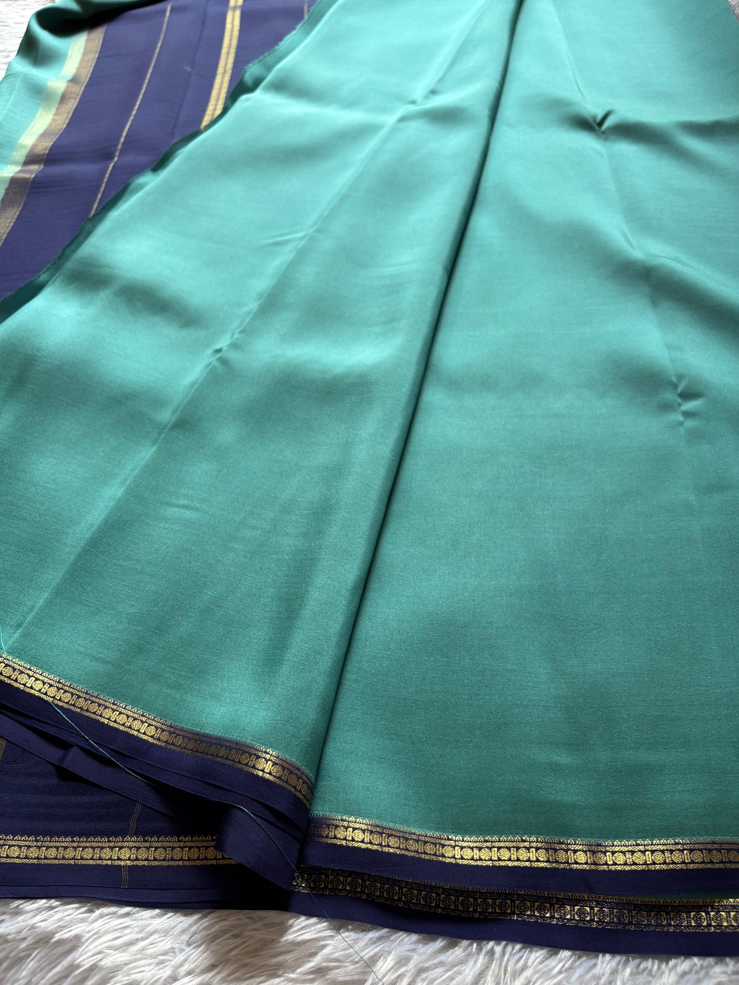 sumukhi (2D) : Powder blue-navy blue