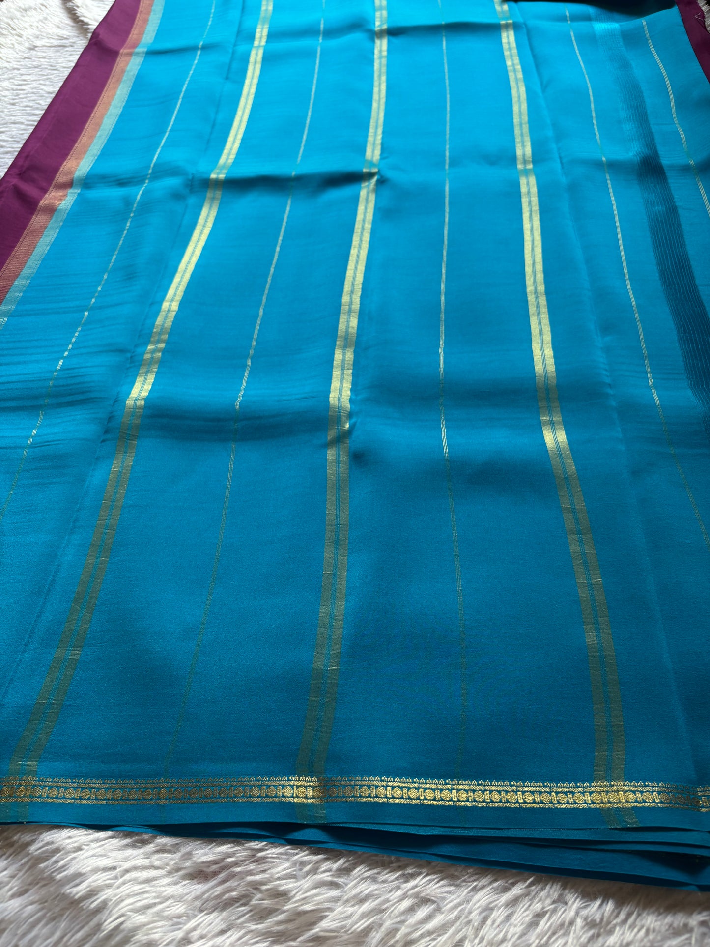 Sumukhi (2D) : Wine-ananda blue