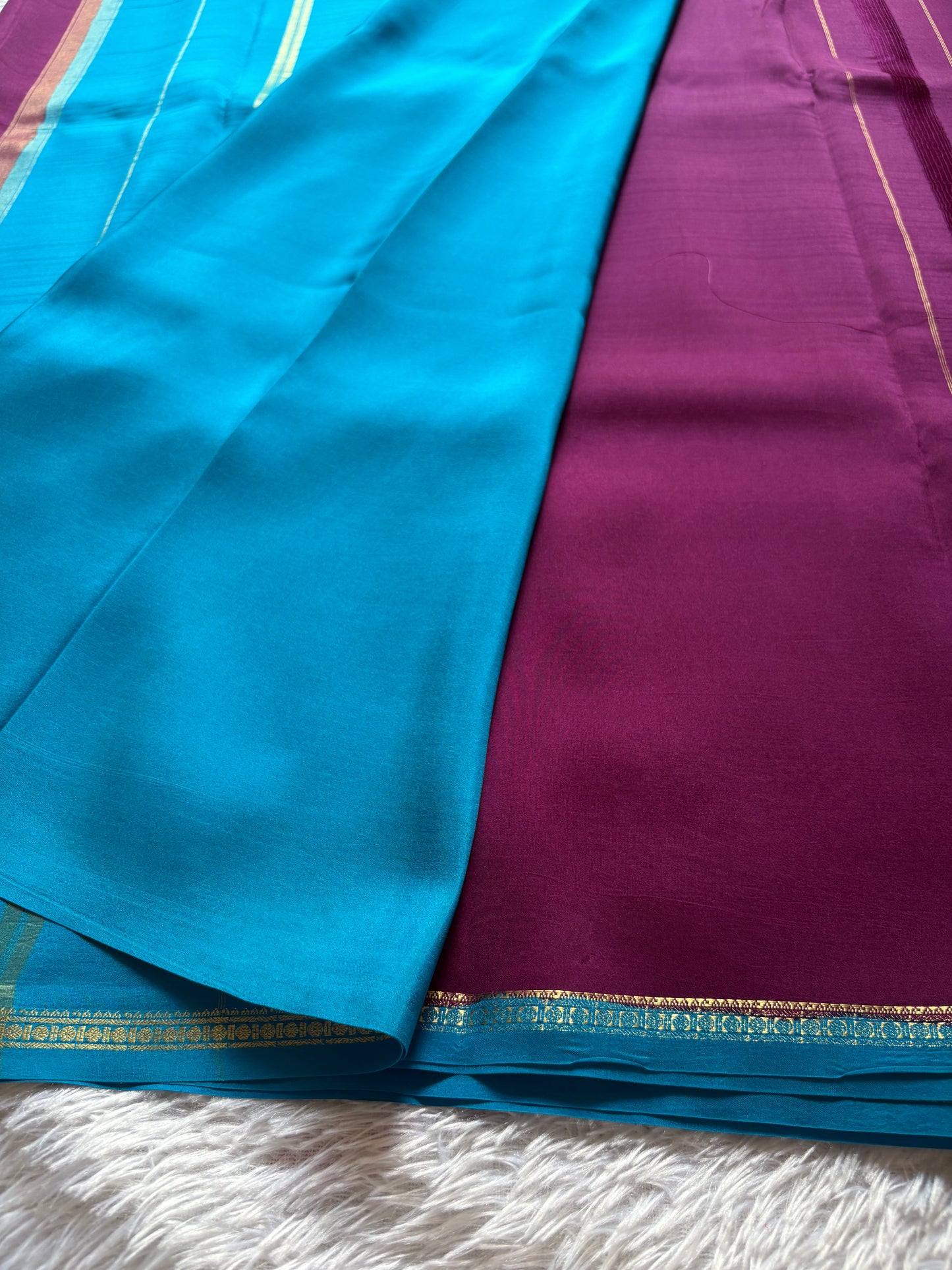 Sumukhi (2D) : Wine-ananda blue