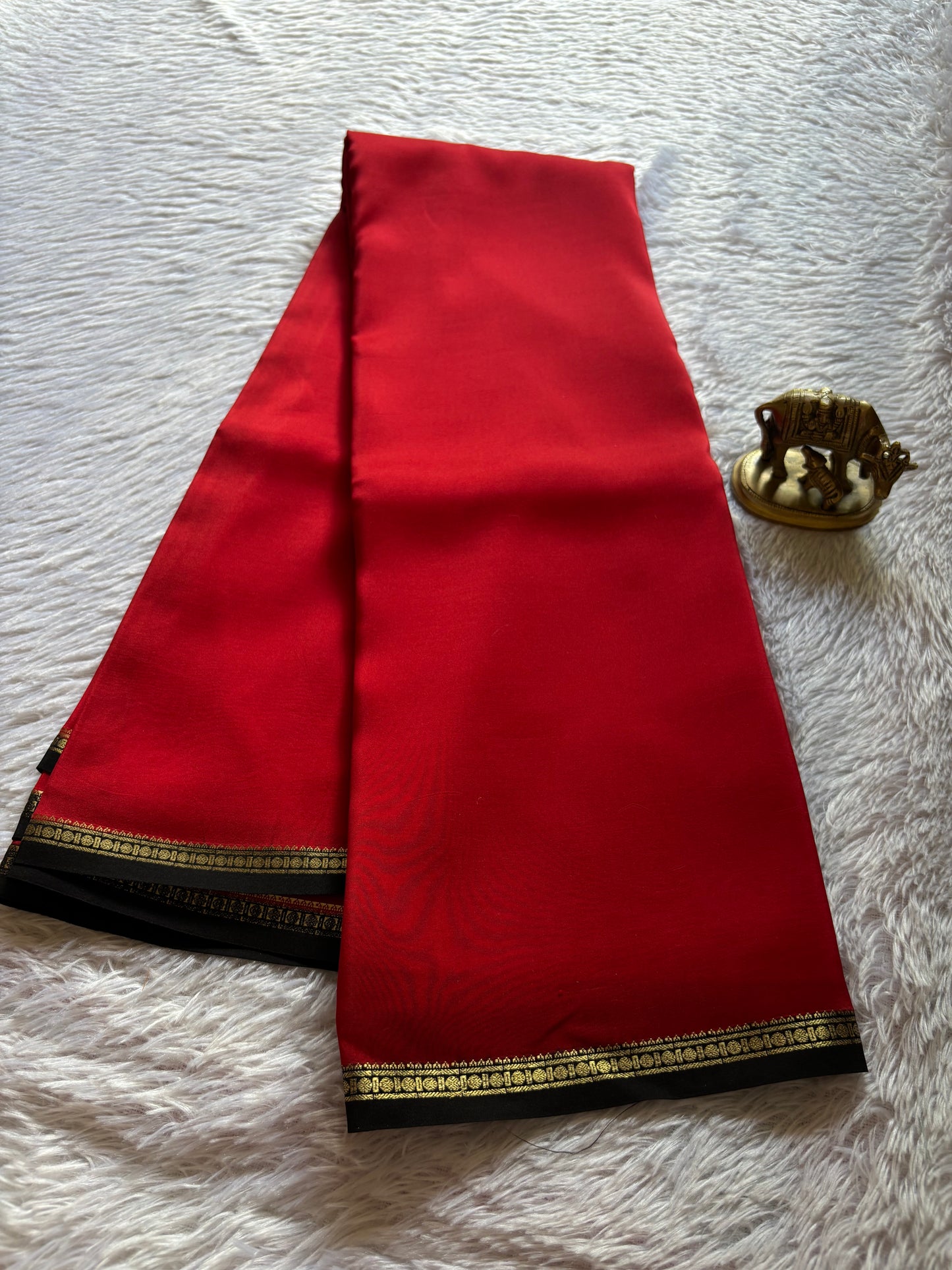 Sumukhi (2D) : Red-black