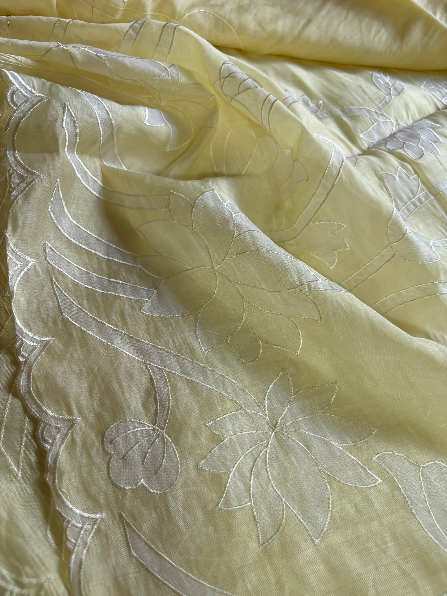 NAL201 : Solid Pastel yellow