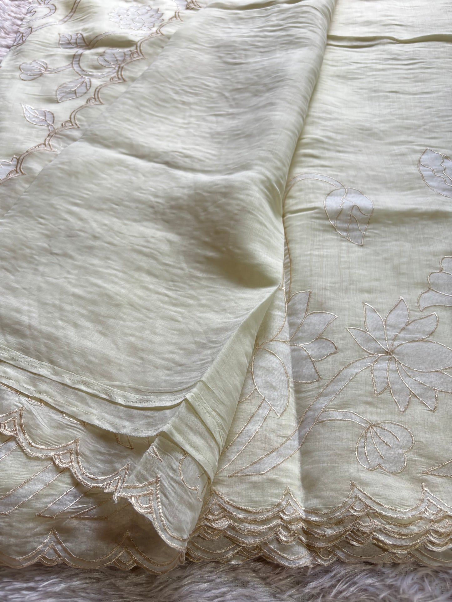 NAL201 : Solid Off white