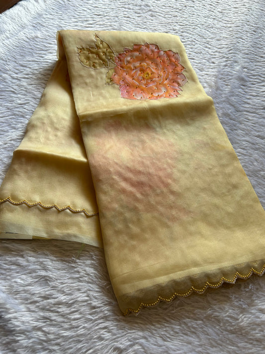 Khushboo : Printed Cream