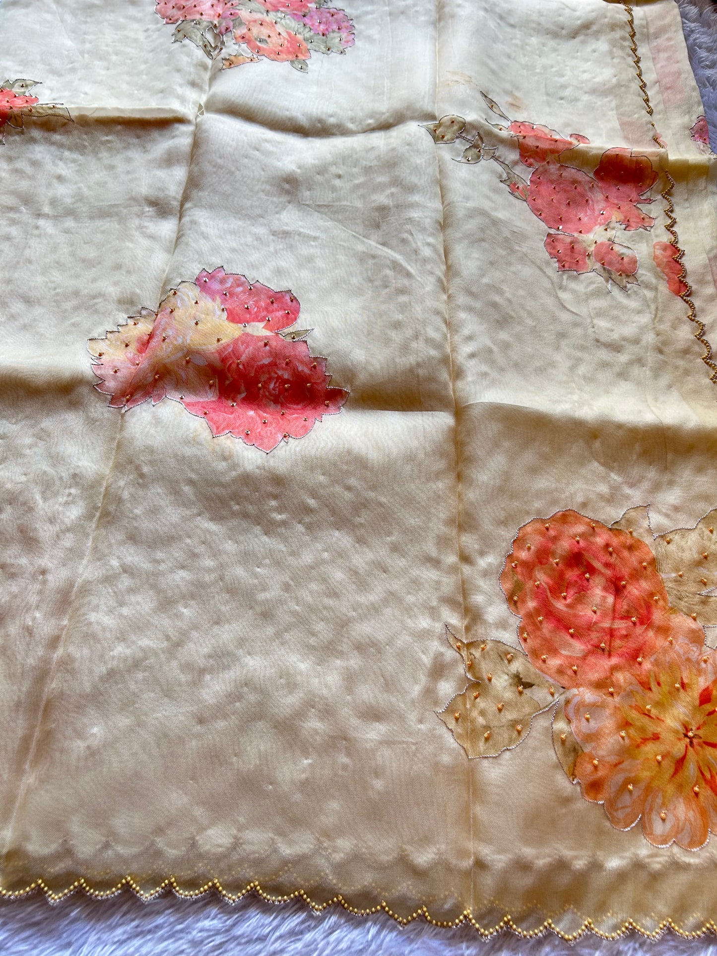 Khushboo : Printed Cream