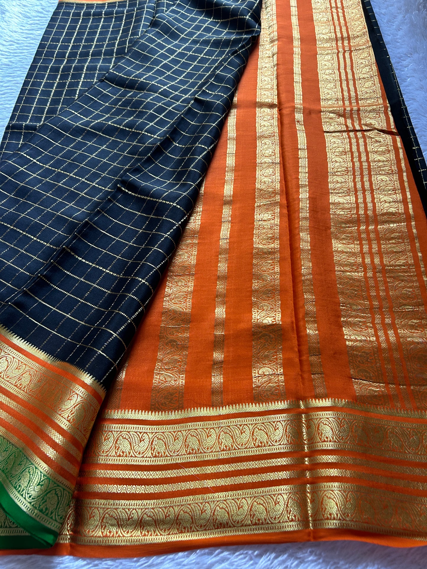 Tulasi (3D) : Black-orange-green