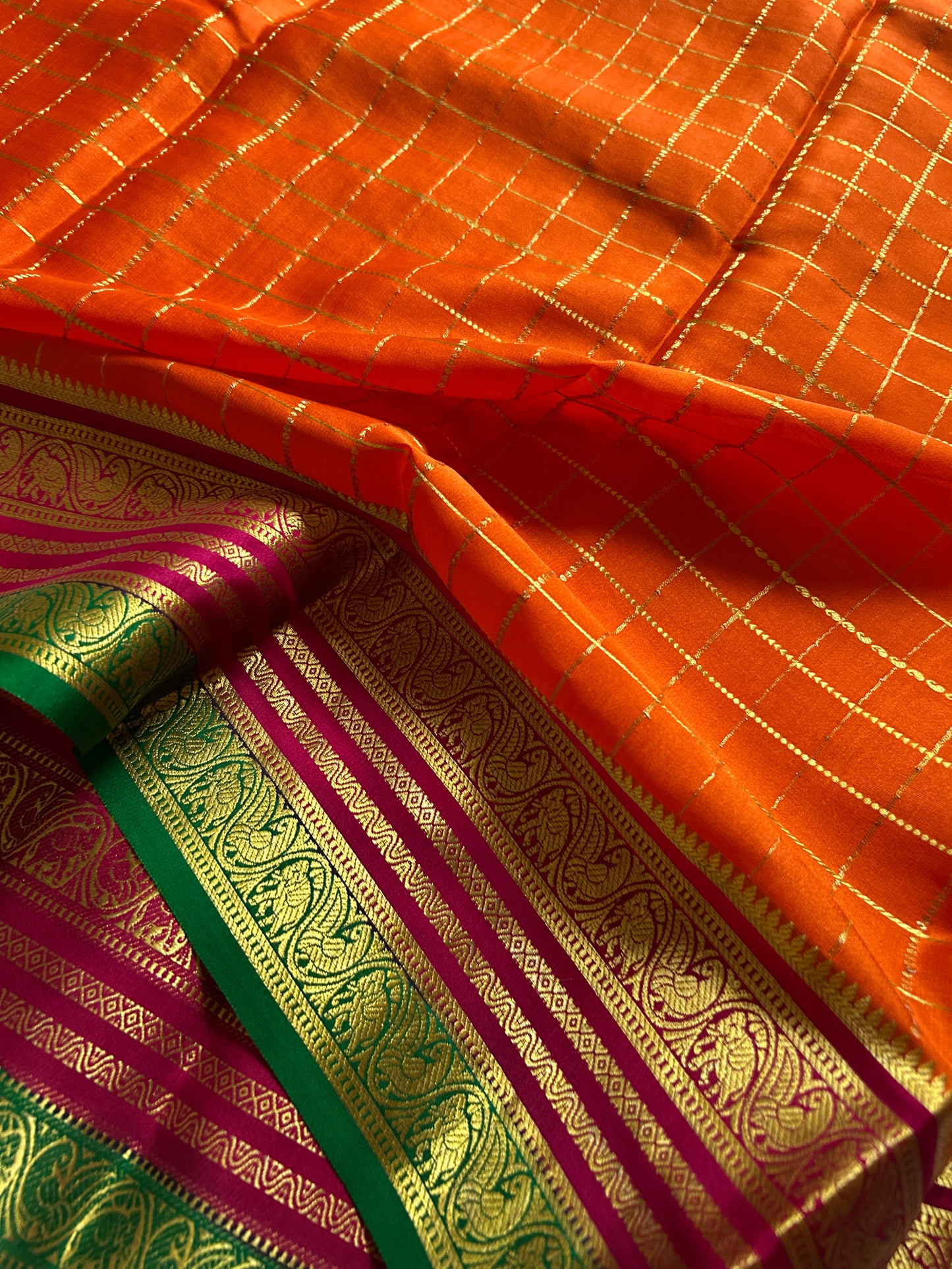 Tulasi (3D) : Orange-pink-green