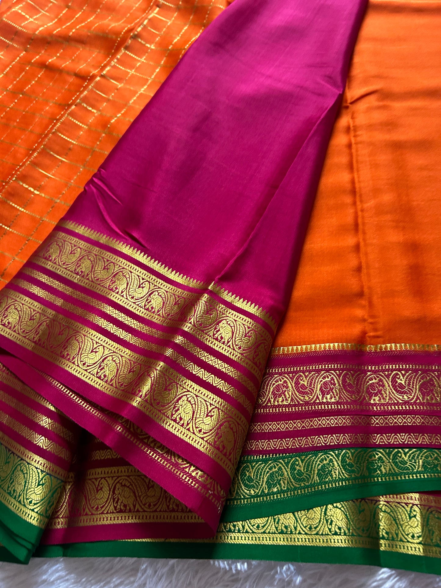 Tulasi (3D) : Orange-pink-green