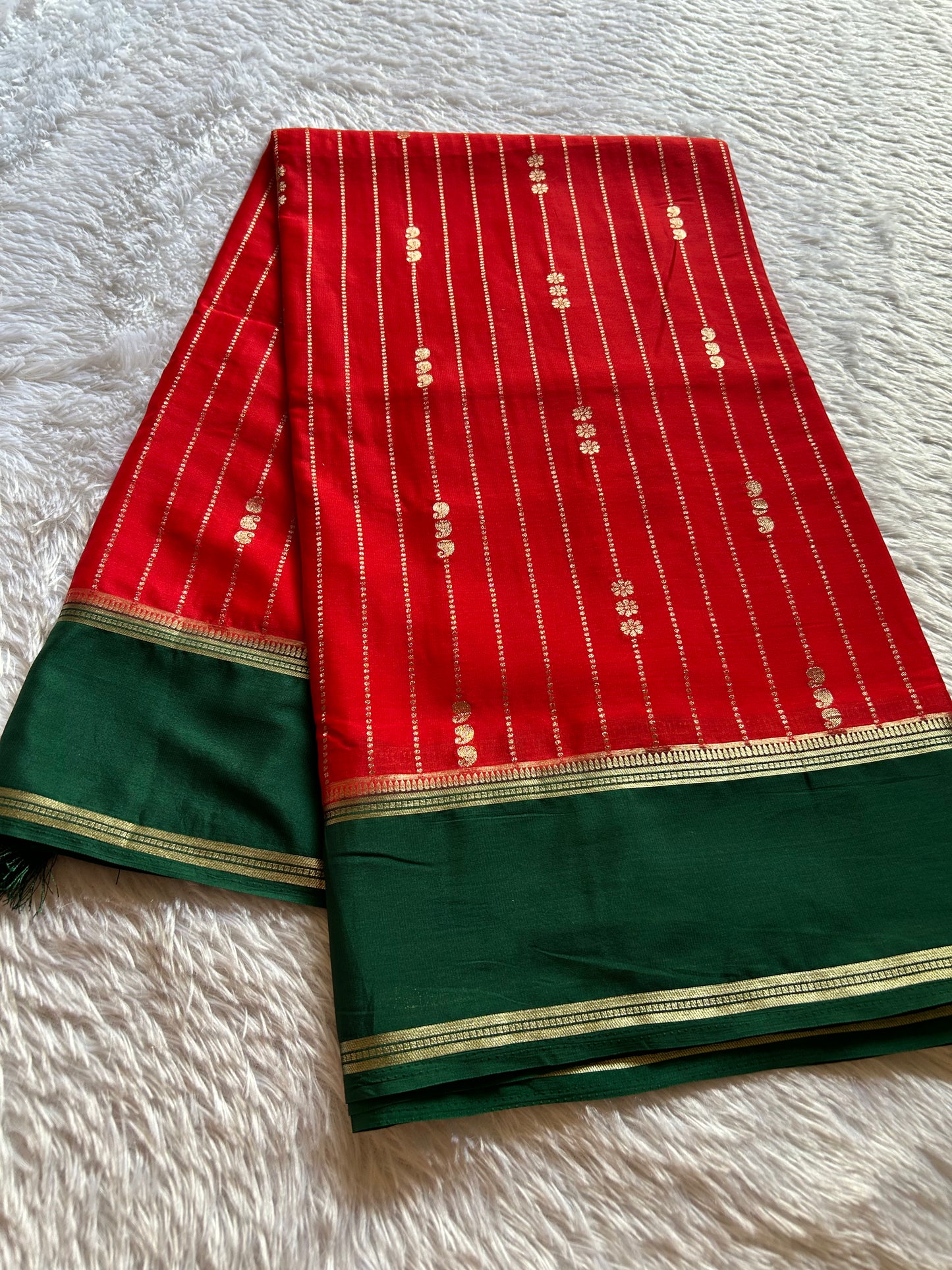 SS117 (2D) : Red-dark green