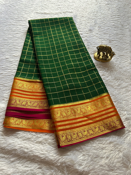 Tulasi (3D) : Dark green-orange-pink