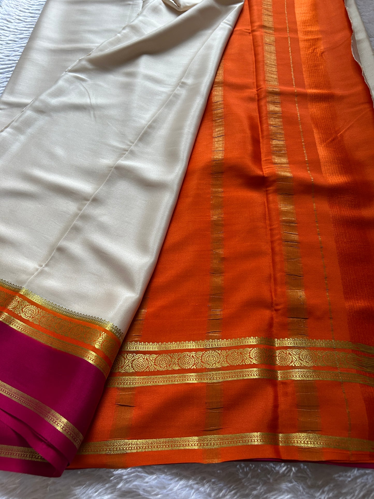 Tara (3D) : Off white-orange-pink