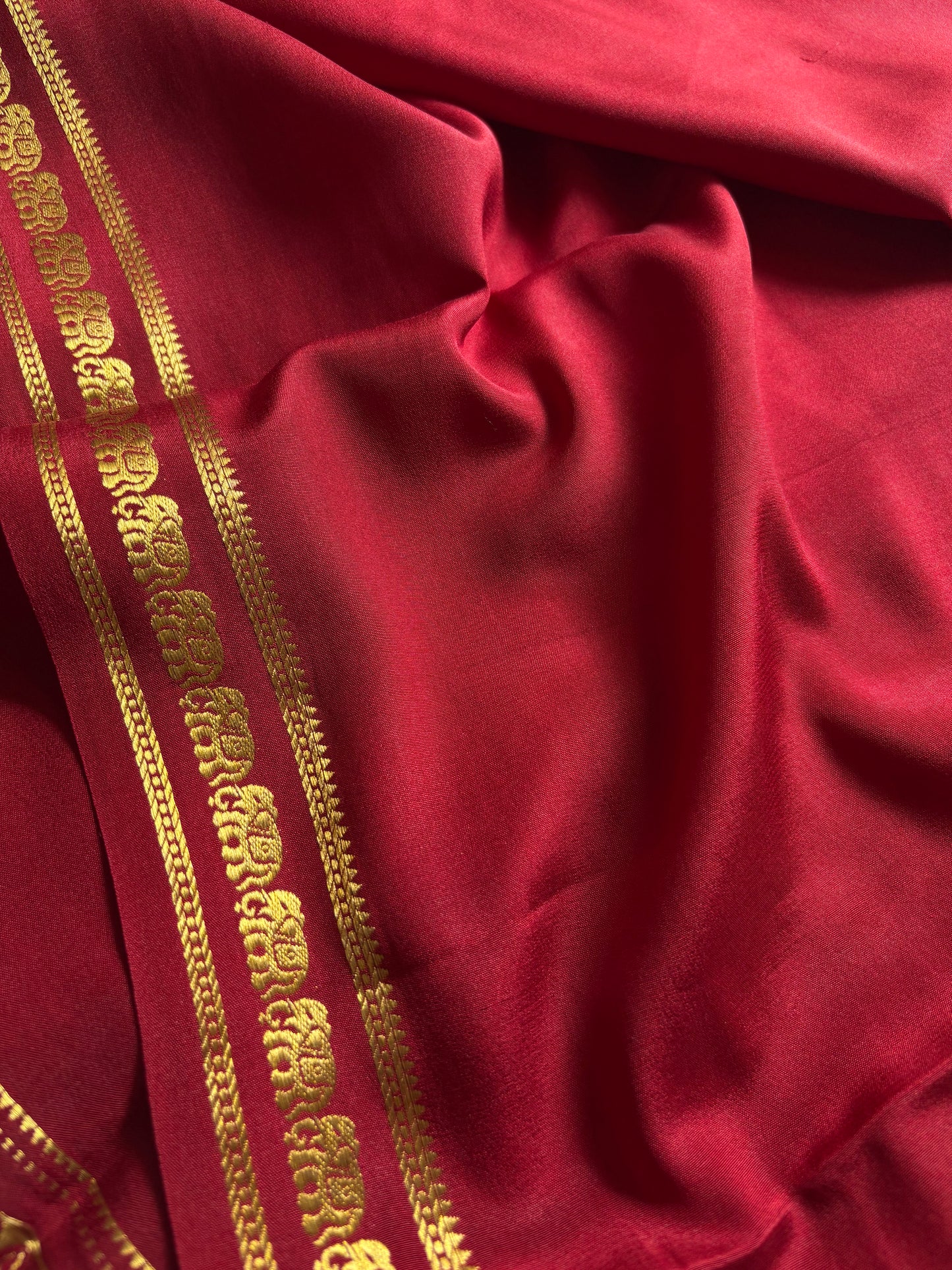 Anjana : Solid Maroon