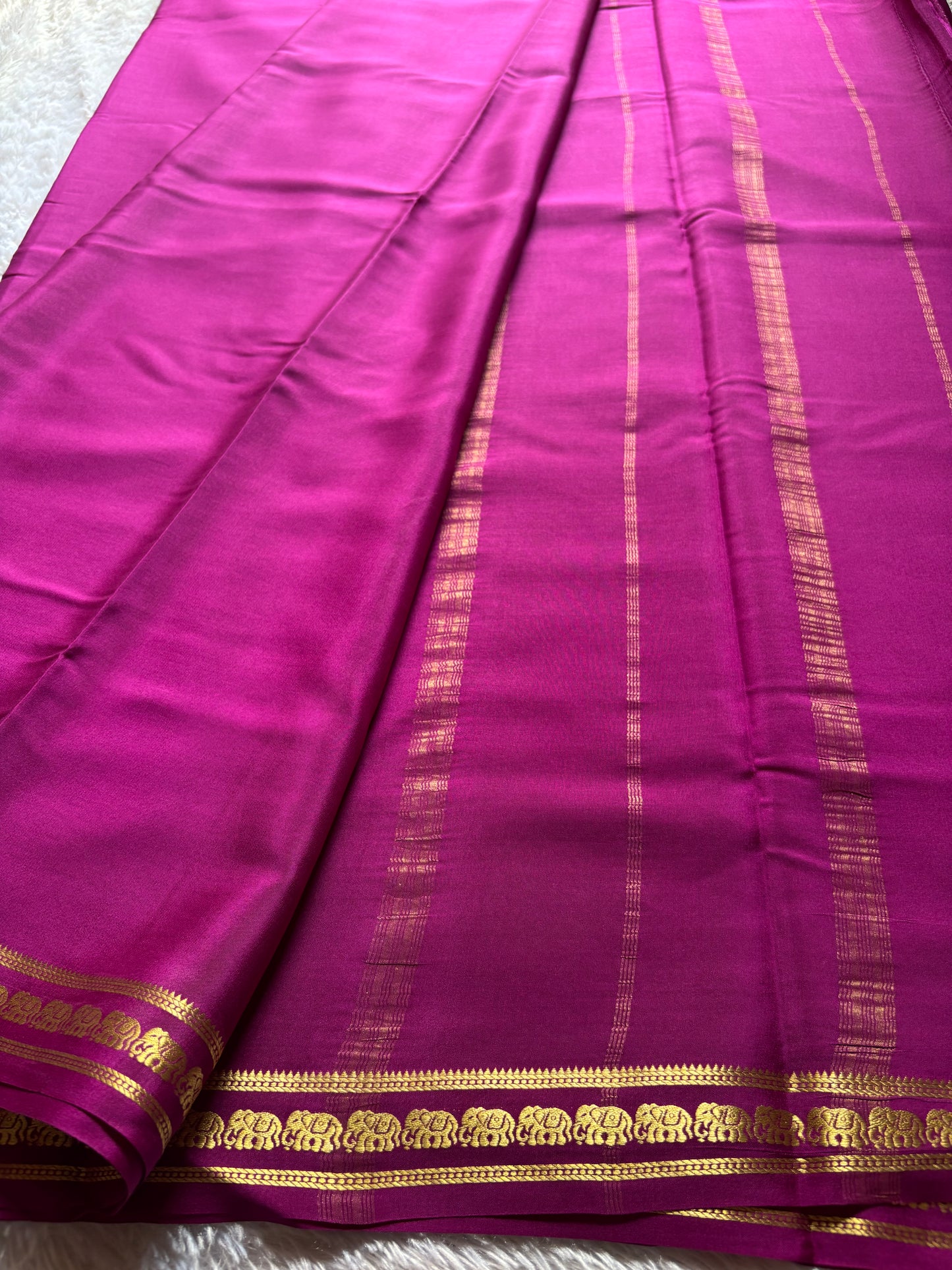 Anjana : Solid Dark magenta