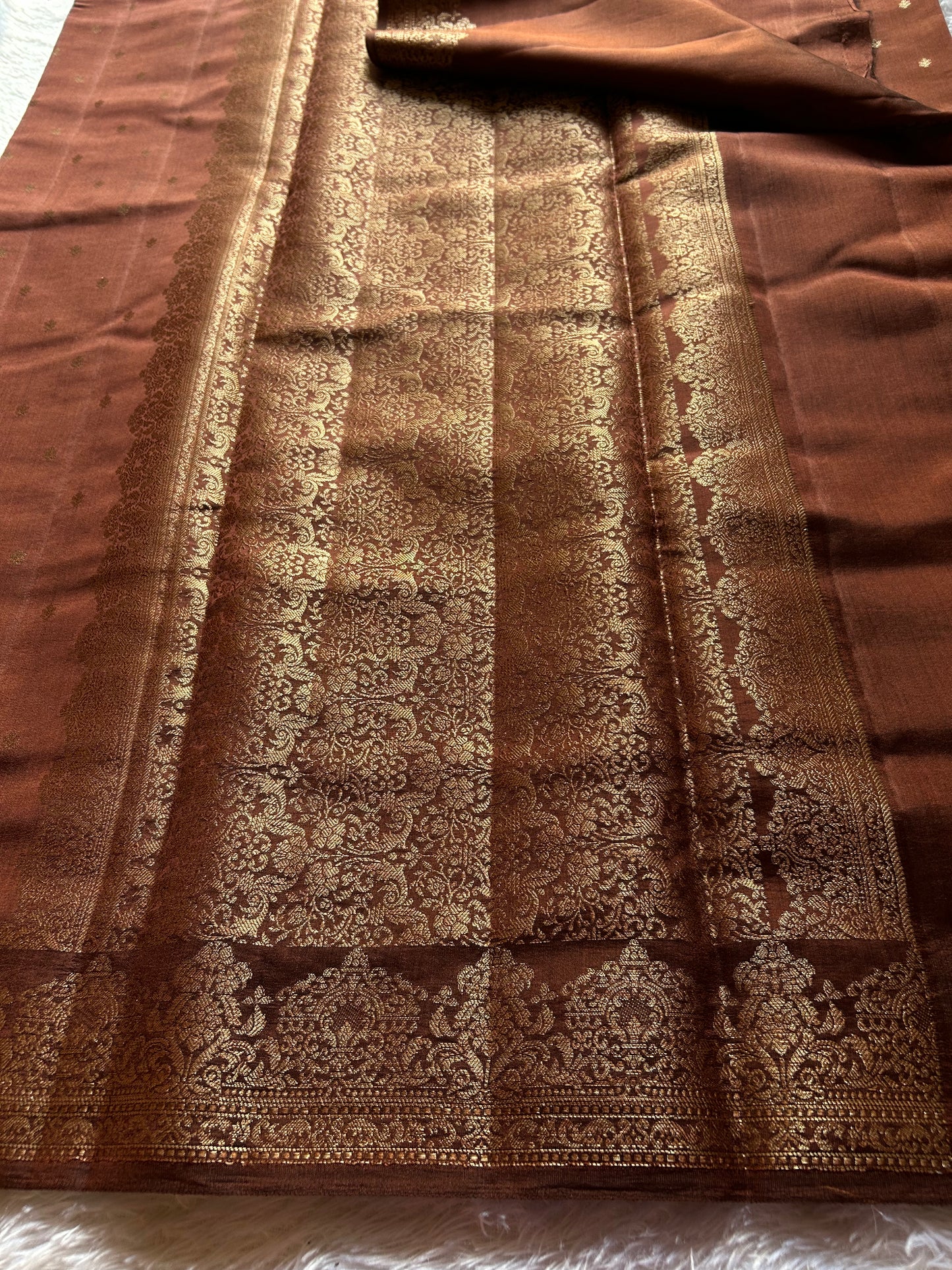 Banarasi Chiniya : Solid Brown