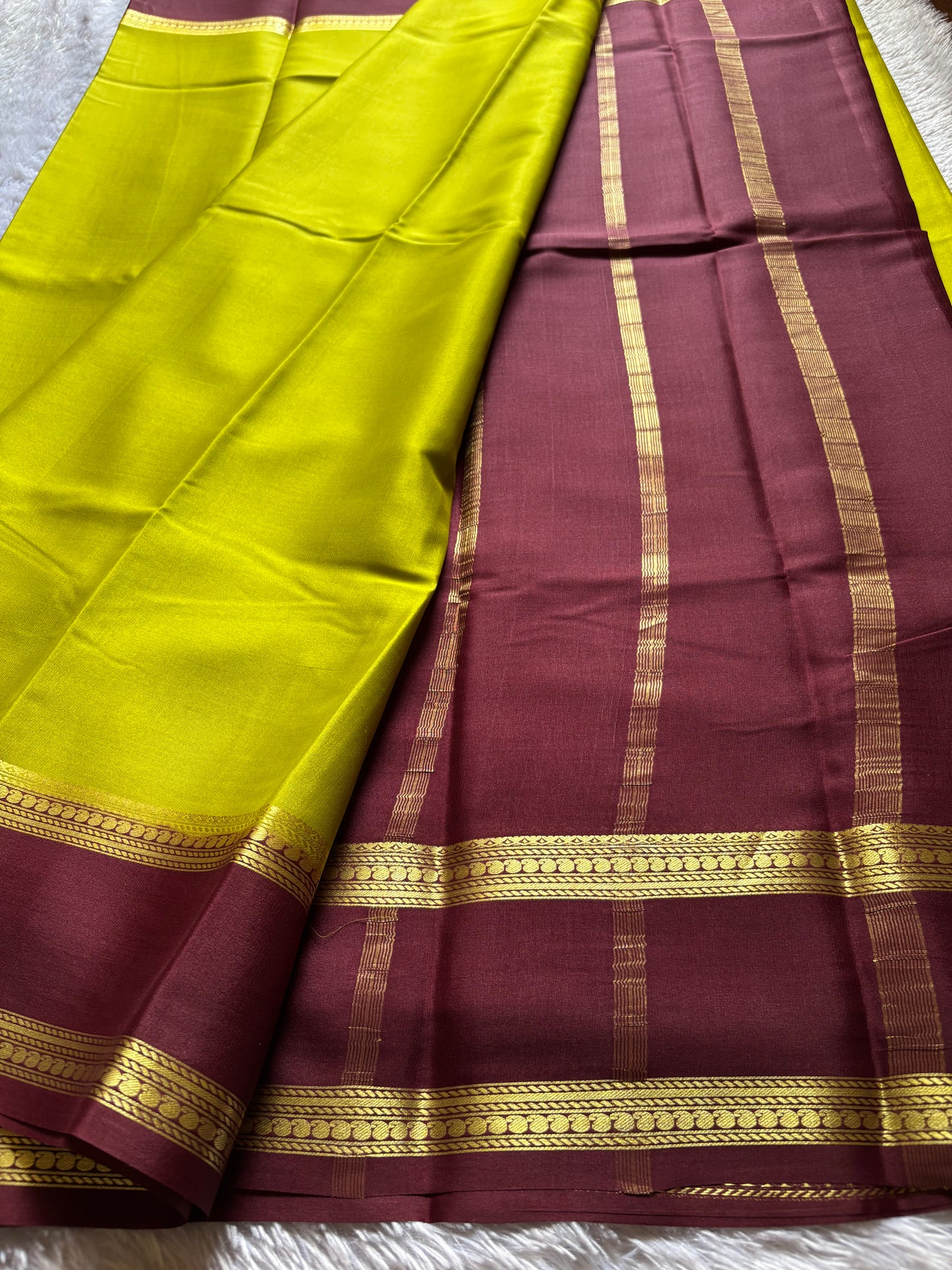 Malathi (2D) : Olive-maroon