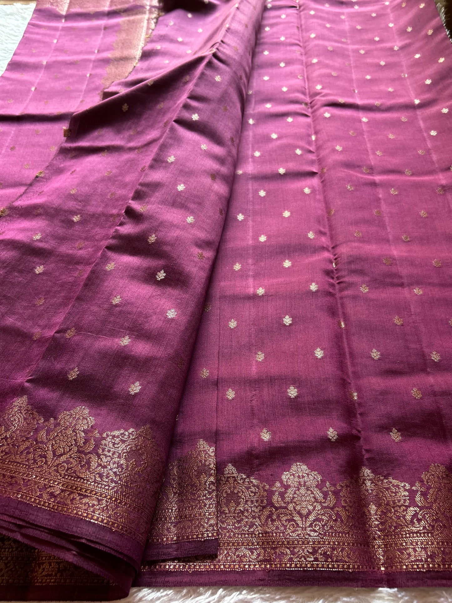 Banarasi Chiniya : Solid Plum