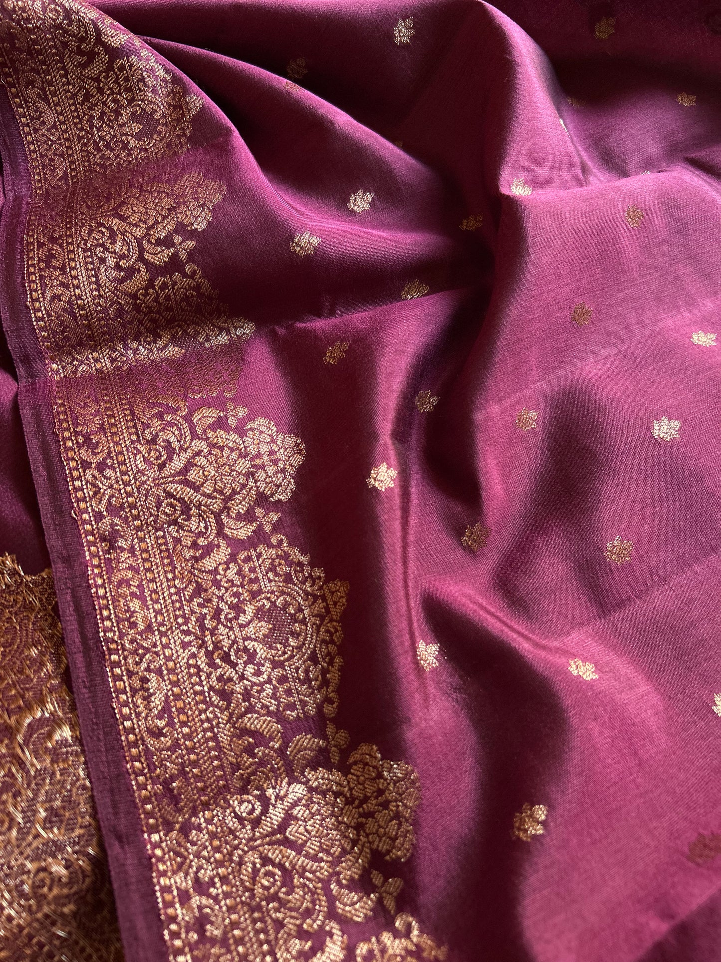 Banarasi Chiniya : Solid Plum
