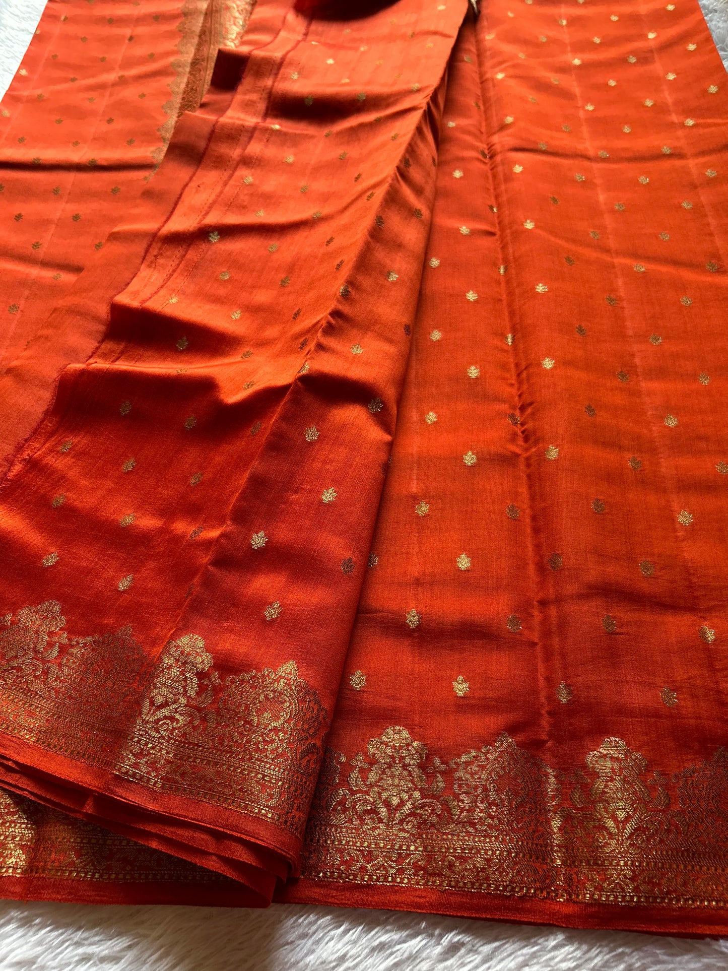 Banarasi Chiniya : Solid Rust orange