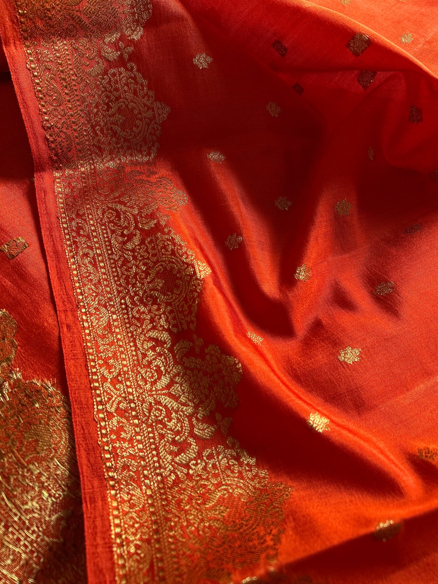 Banarasi Chiniya : Solid Rust orange