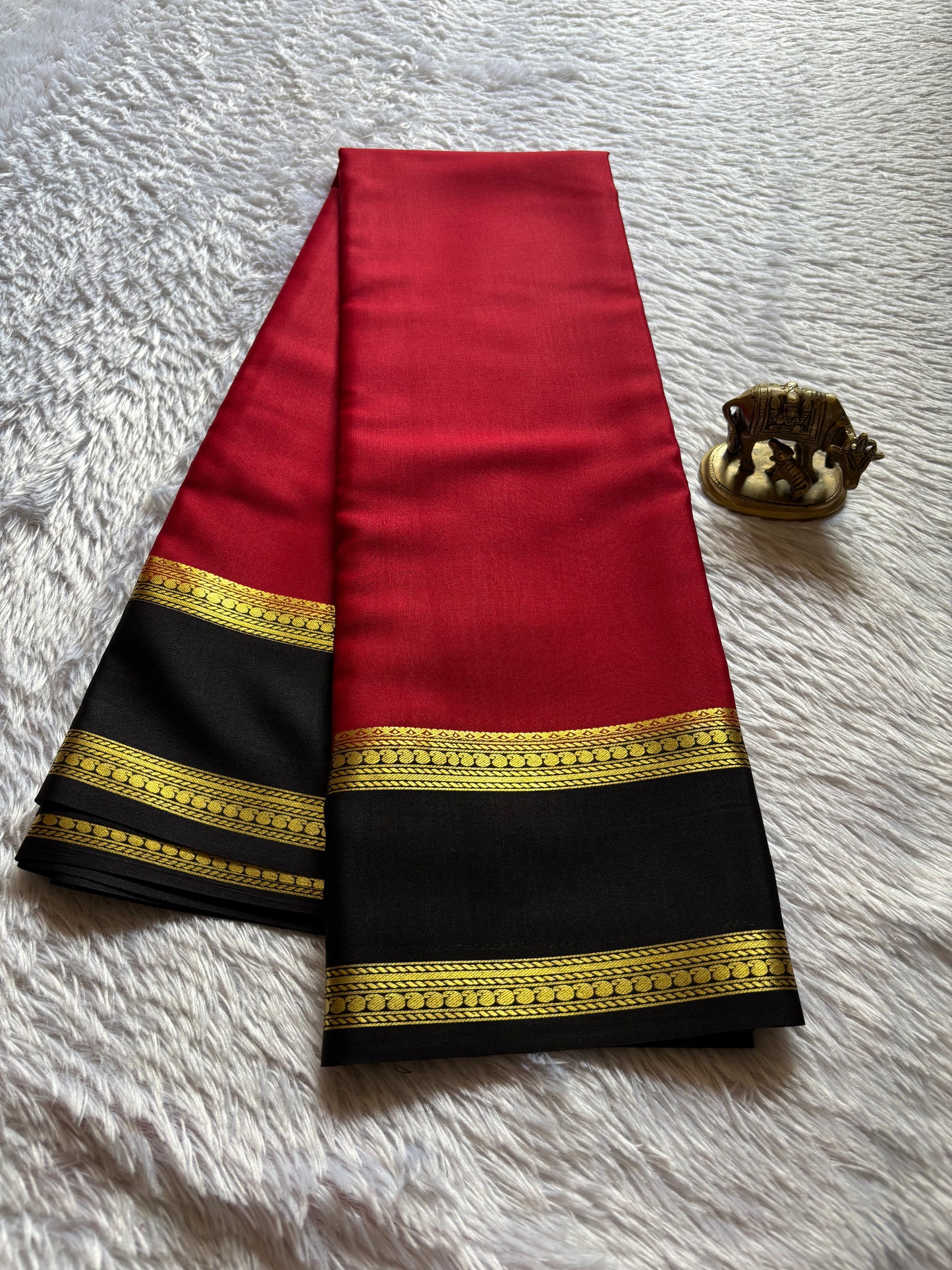 Malathi (2D) : Red-black