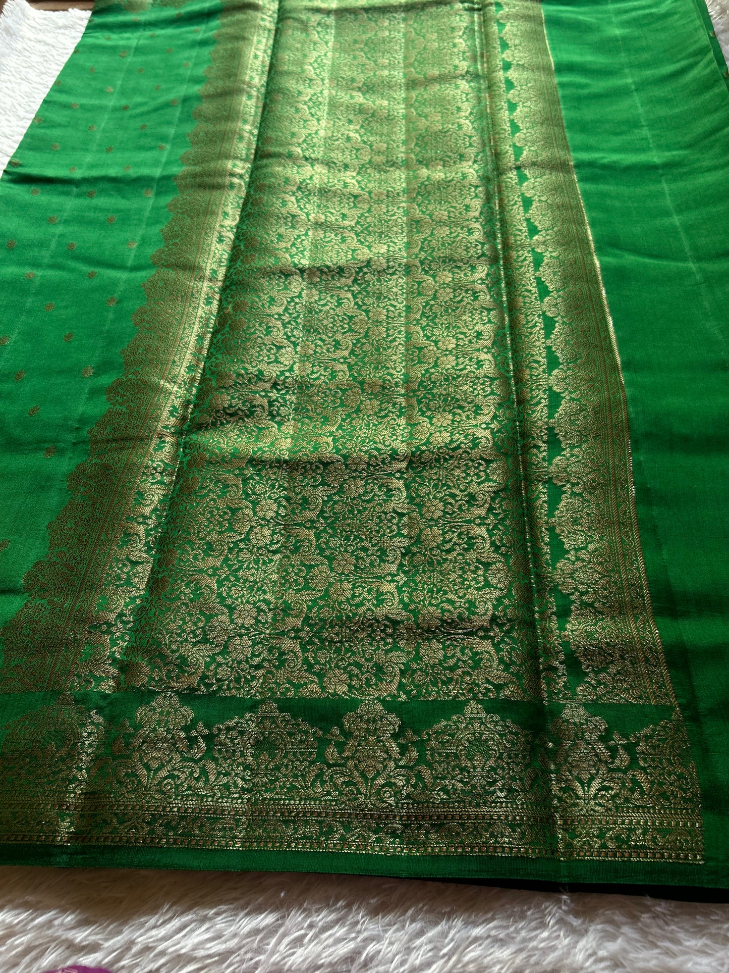 Banarasi Chiniya : Bottle green