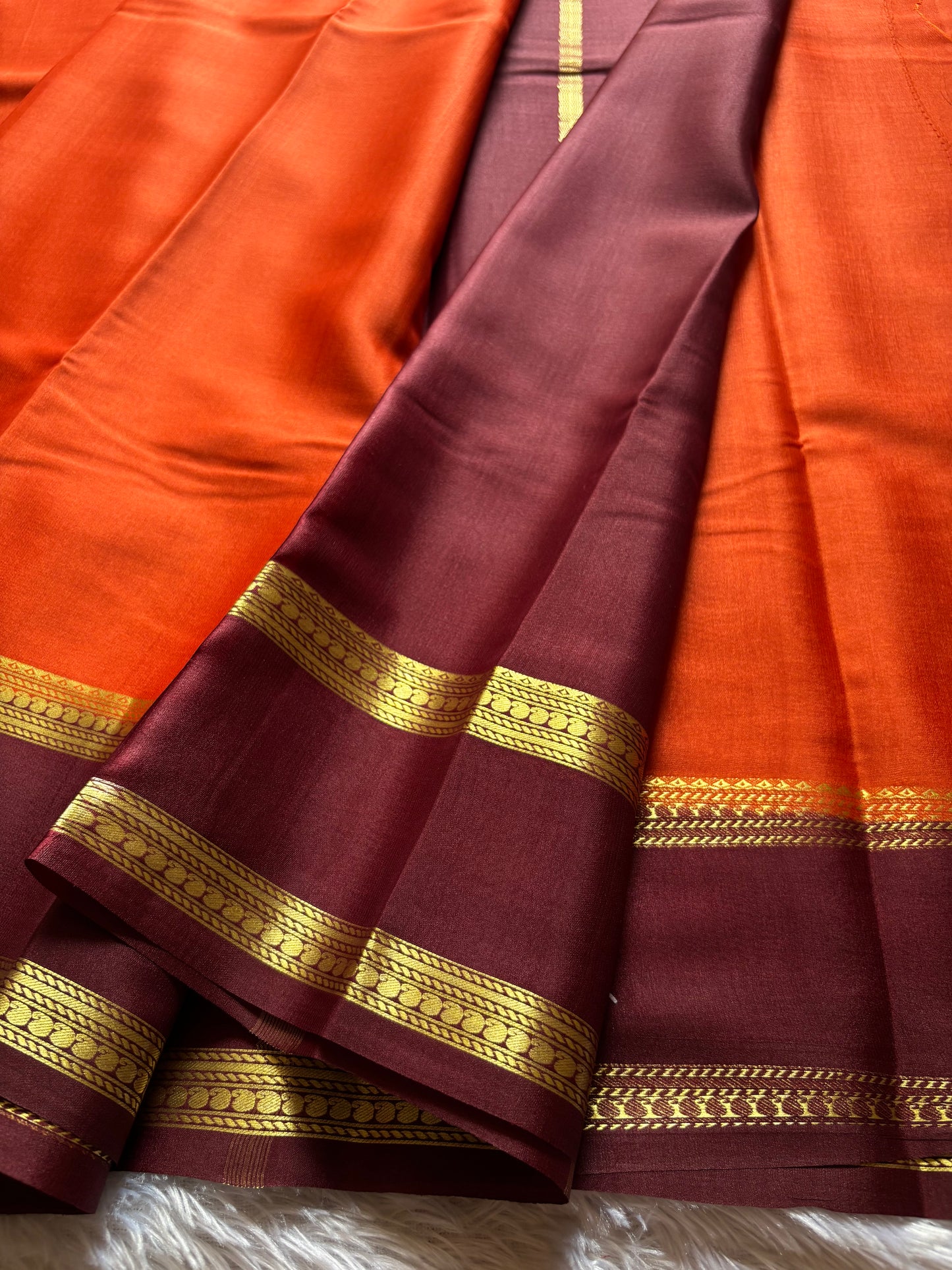 Malathi (2D) : Rust orange-chocolate brown