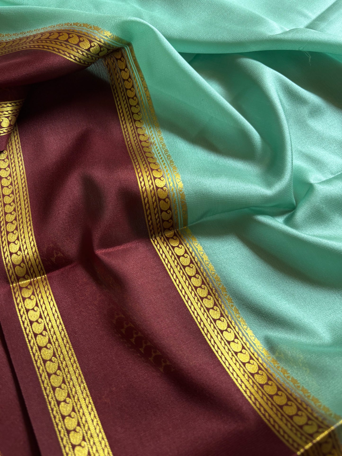 Malathi (2D) : Seafoam green-maroon