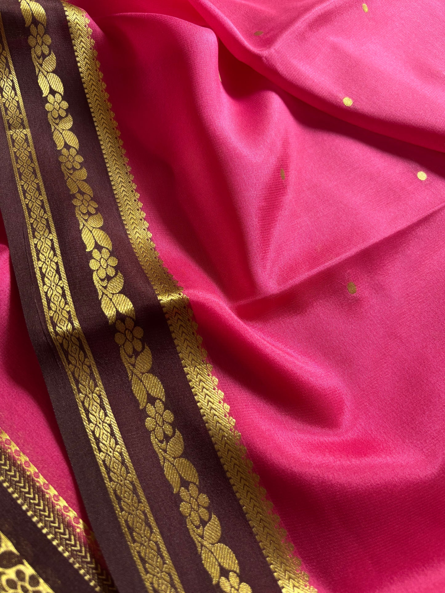Anjali (2D) : Hot pink-chocolate brown