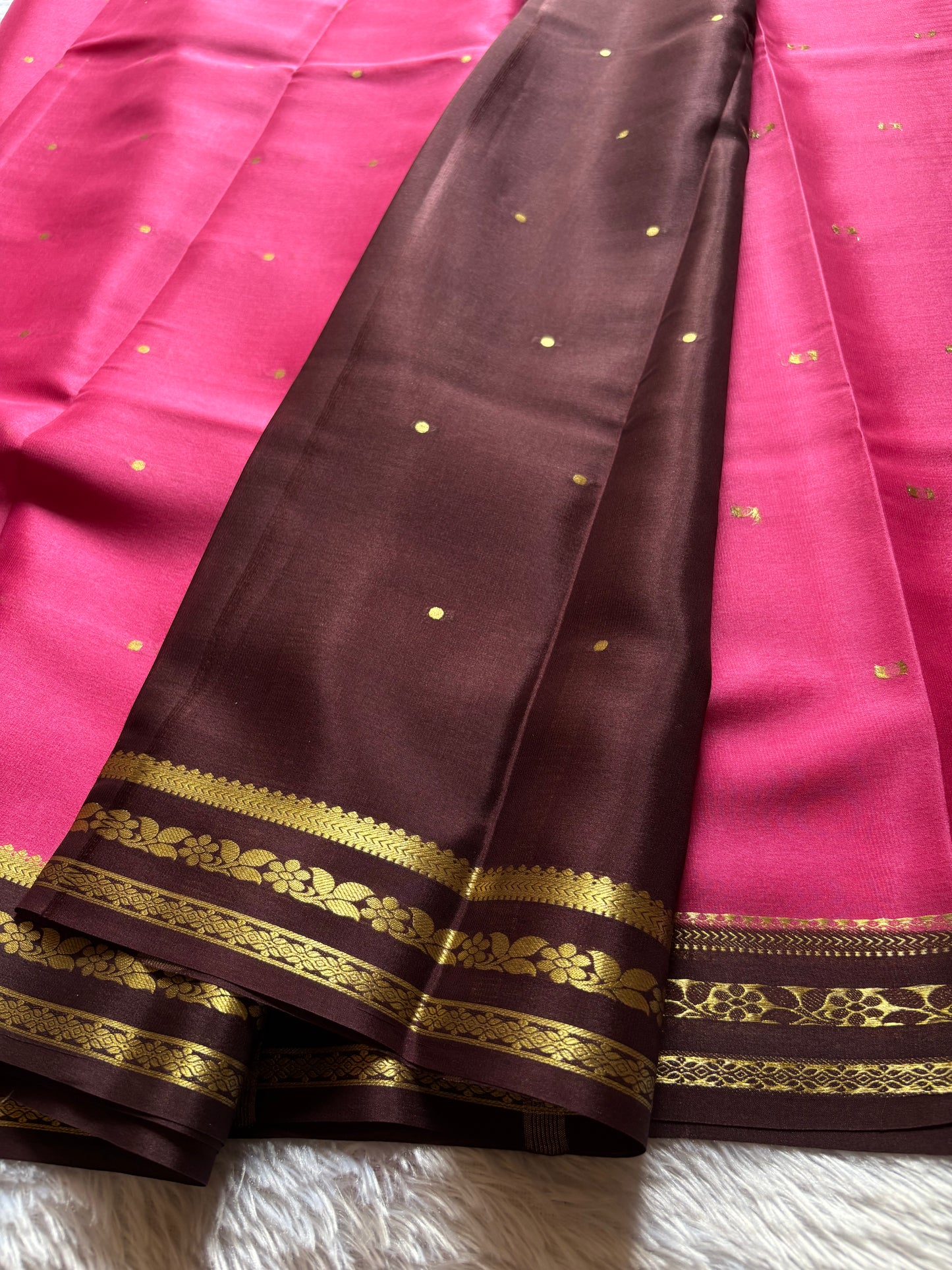 Anjali (2D) : Hot pink-chocolate brown