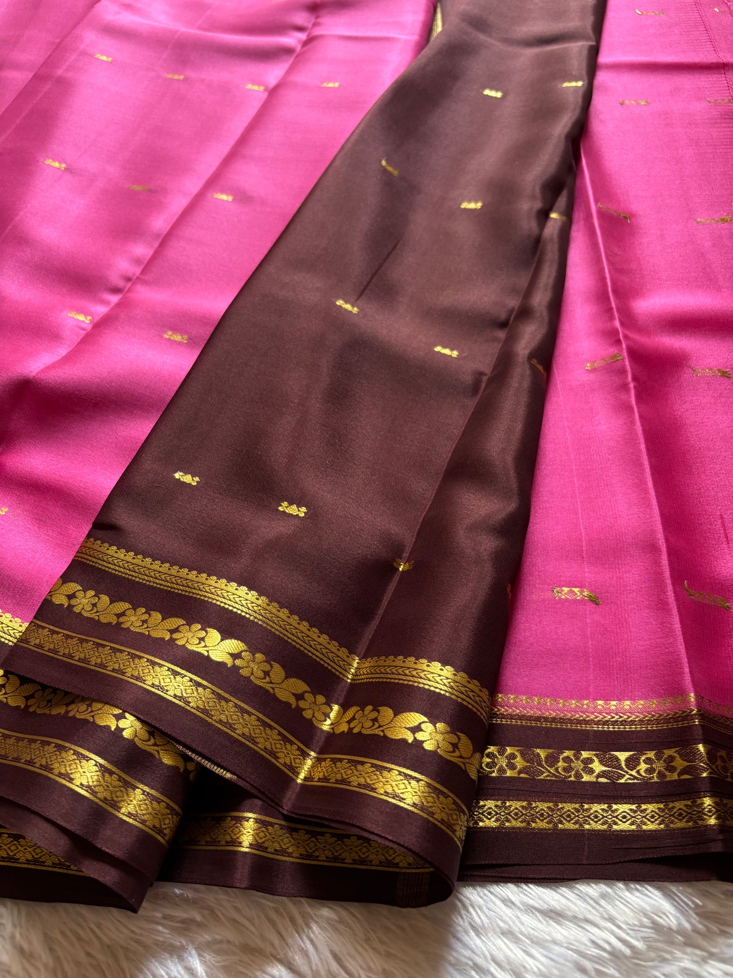 Anjali (2D) : Magenta pink-chocolate brown