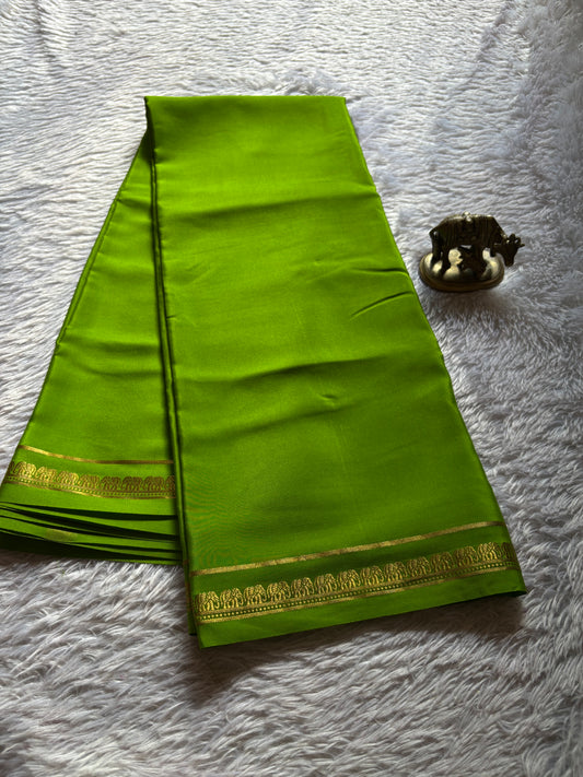 Bheema : Solid Mehendi green